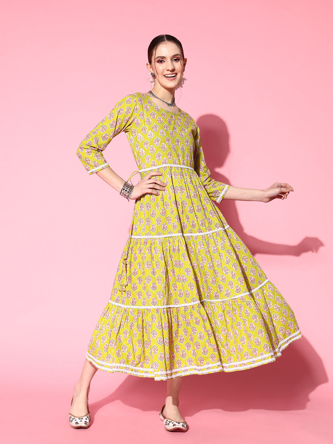 InWeave Women's Yellow Floral Print Tiered Dress With Lace