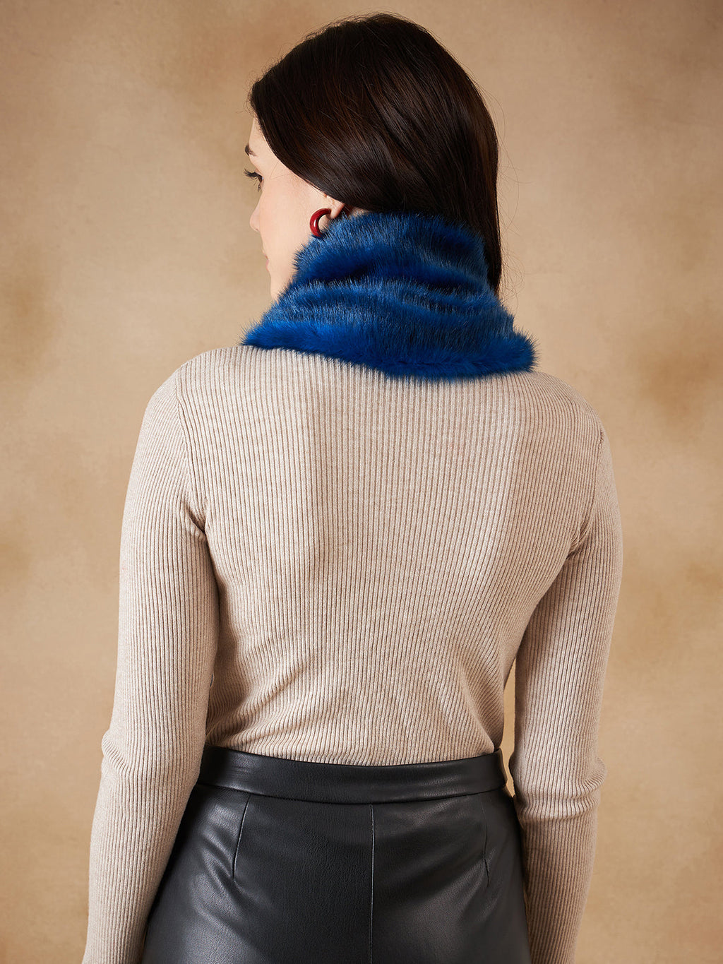 InWeave Women's Royal Blue Faux Fur Neck Warmer