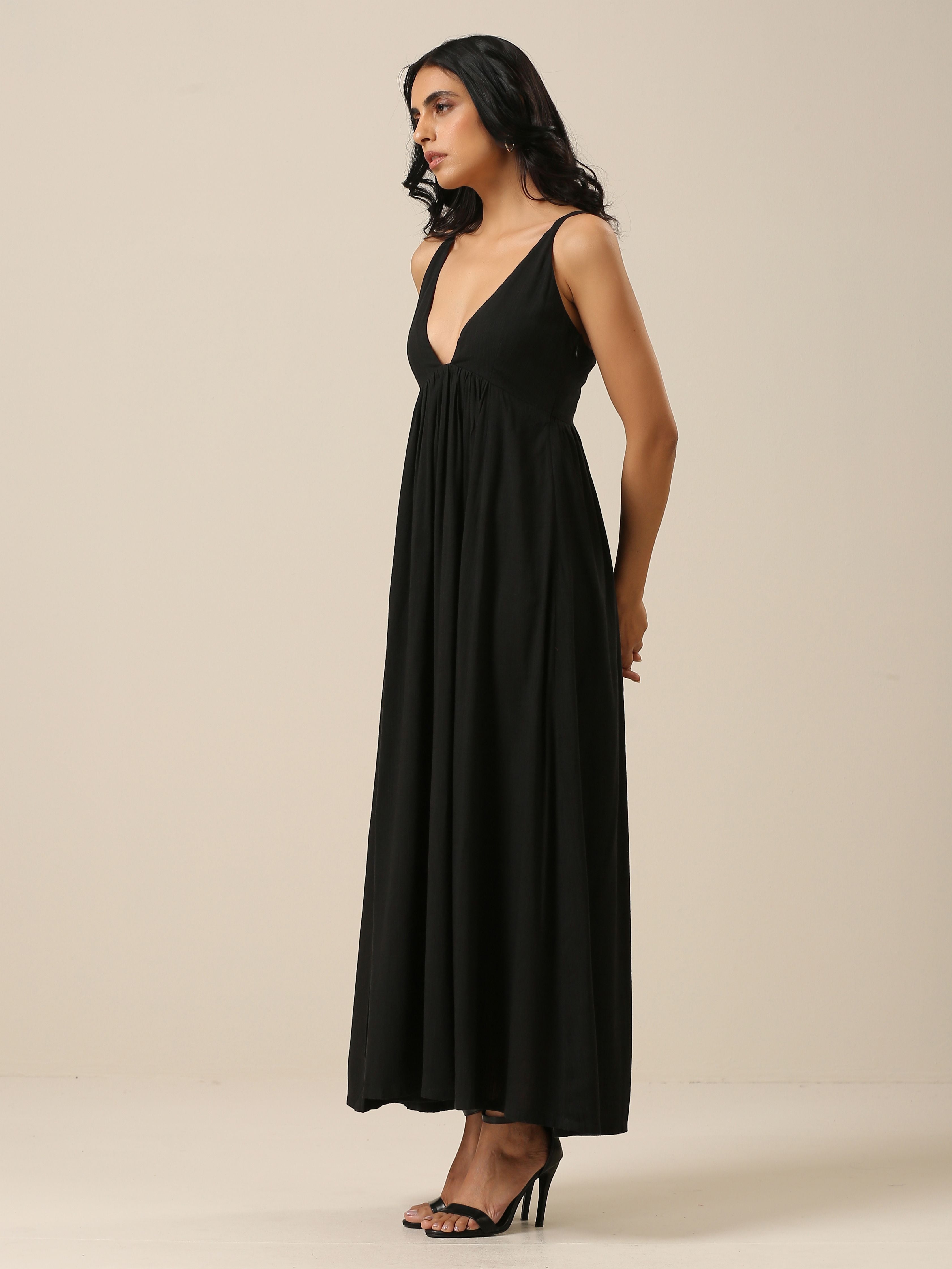 trueBrowns Black Slub Texture Sleeveless Dress