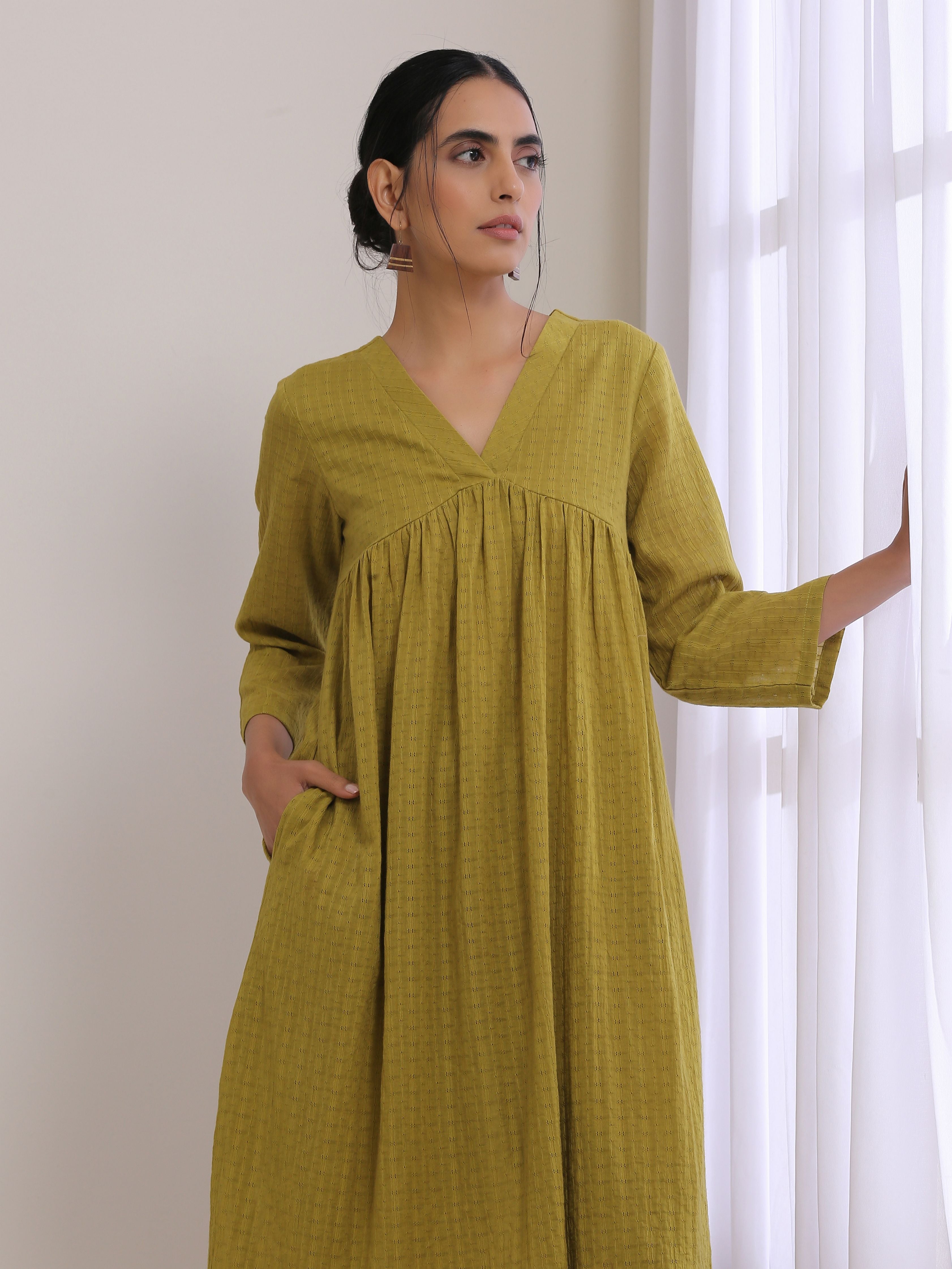 trueBrowns Avacado Green Dobby Flared Slit Kurta Pant Set