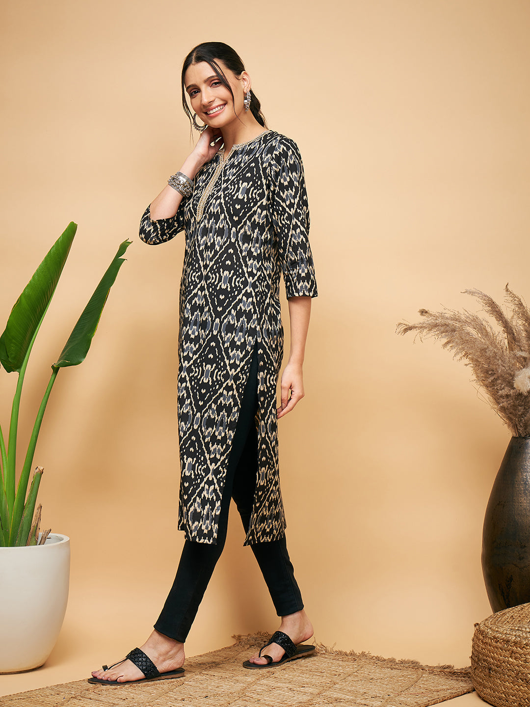 InWeave Women's Black Ikkat Print Gota Cotton Straight Kurta