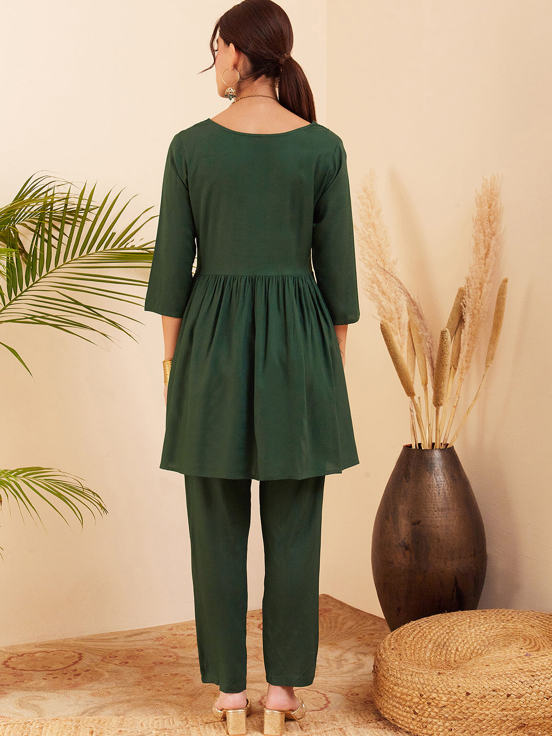 InWeave Women's Forest Green Round Neck Square Gota Work Kurta Pant Set