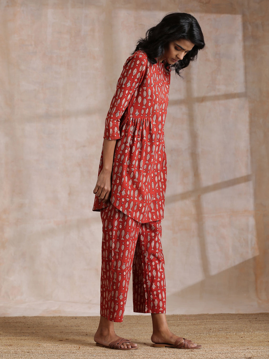 trueBrowns Rust Red Bagru Fish Print Cotton Gathers Co-Ord Set