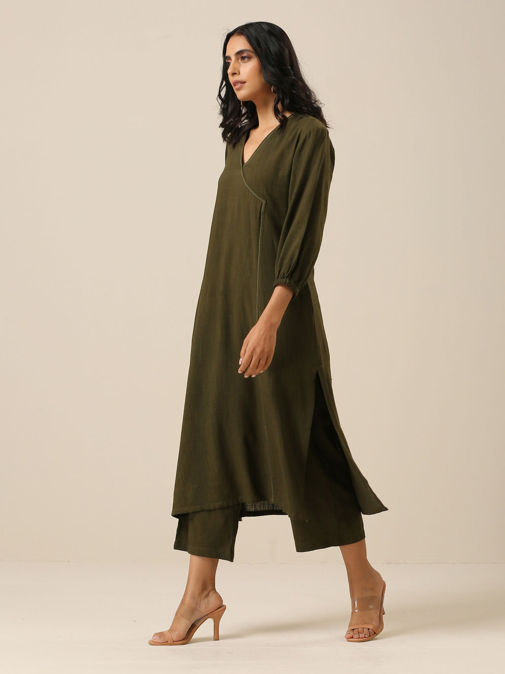 trueBrowns Olive Green Slub Texture Kurta Pant Set