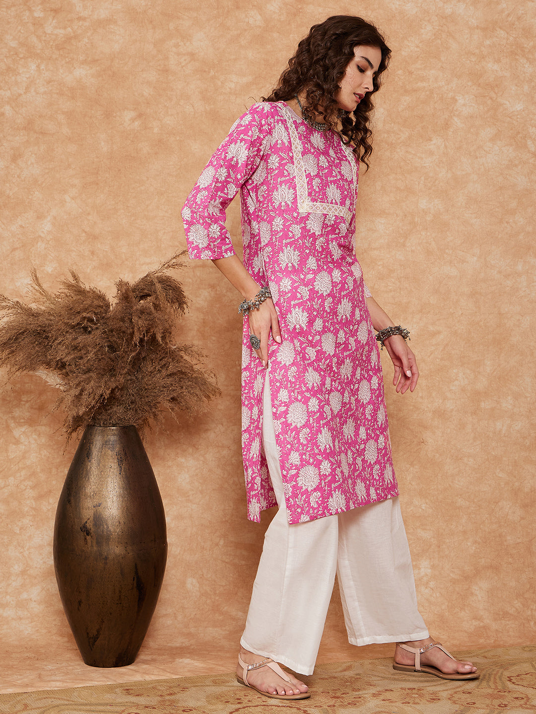 InWeave Women's Pink White Floral Square Lace Work Straight Kurta
