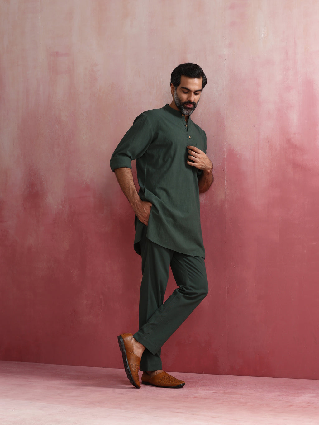 trueBrowns Men's Green Cotton Mandarin Collar Kurta Co-ord set