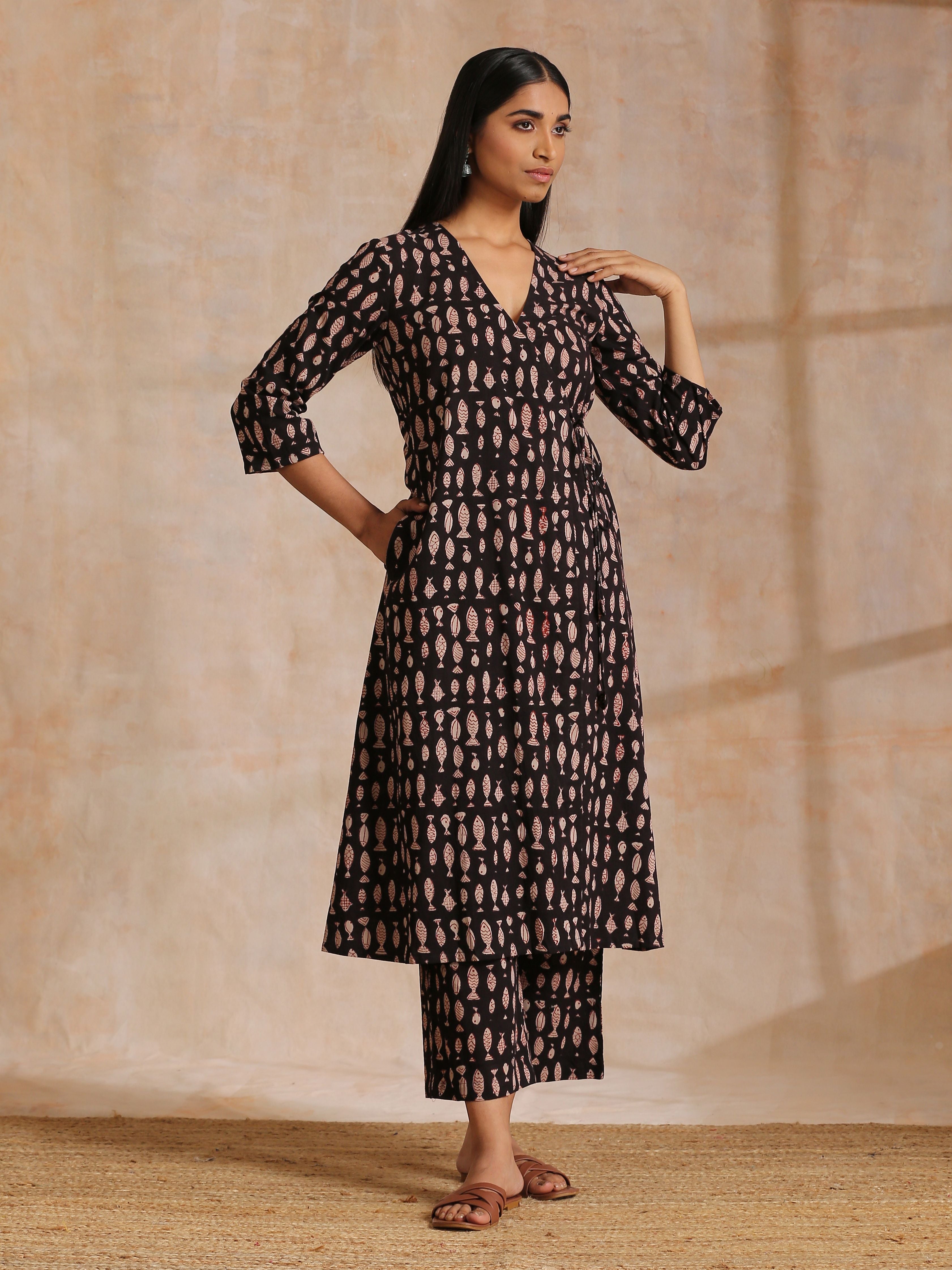 trueBrowns Black Fish Bagru Print Cotton Angrakha Pant Set