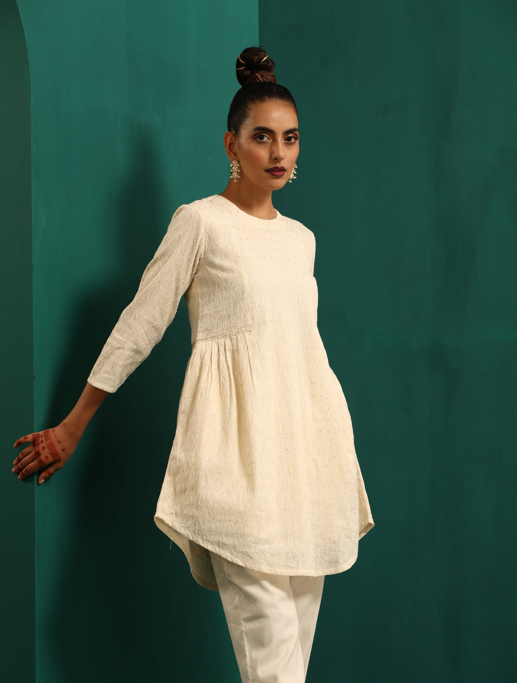 trueBrowns Ivory Tonal Cotton Side Gathers Co-ord Set