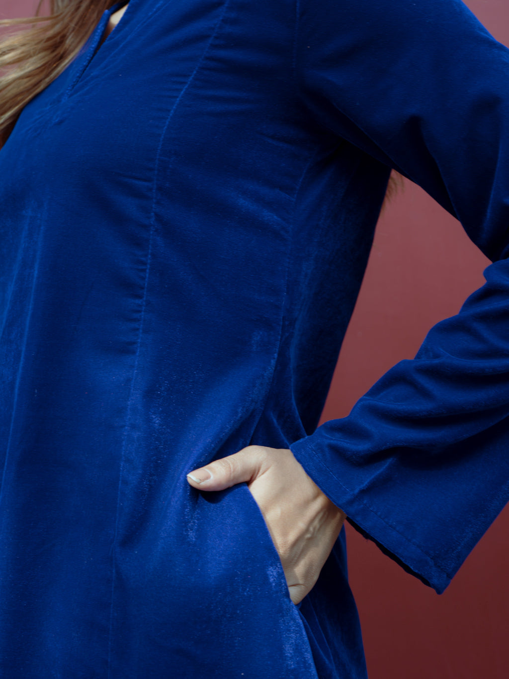 trueBrowns Blue Solid Velvet Co-Ord Set