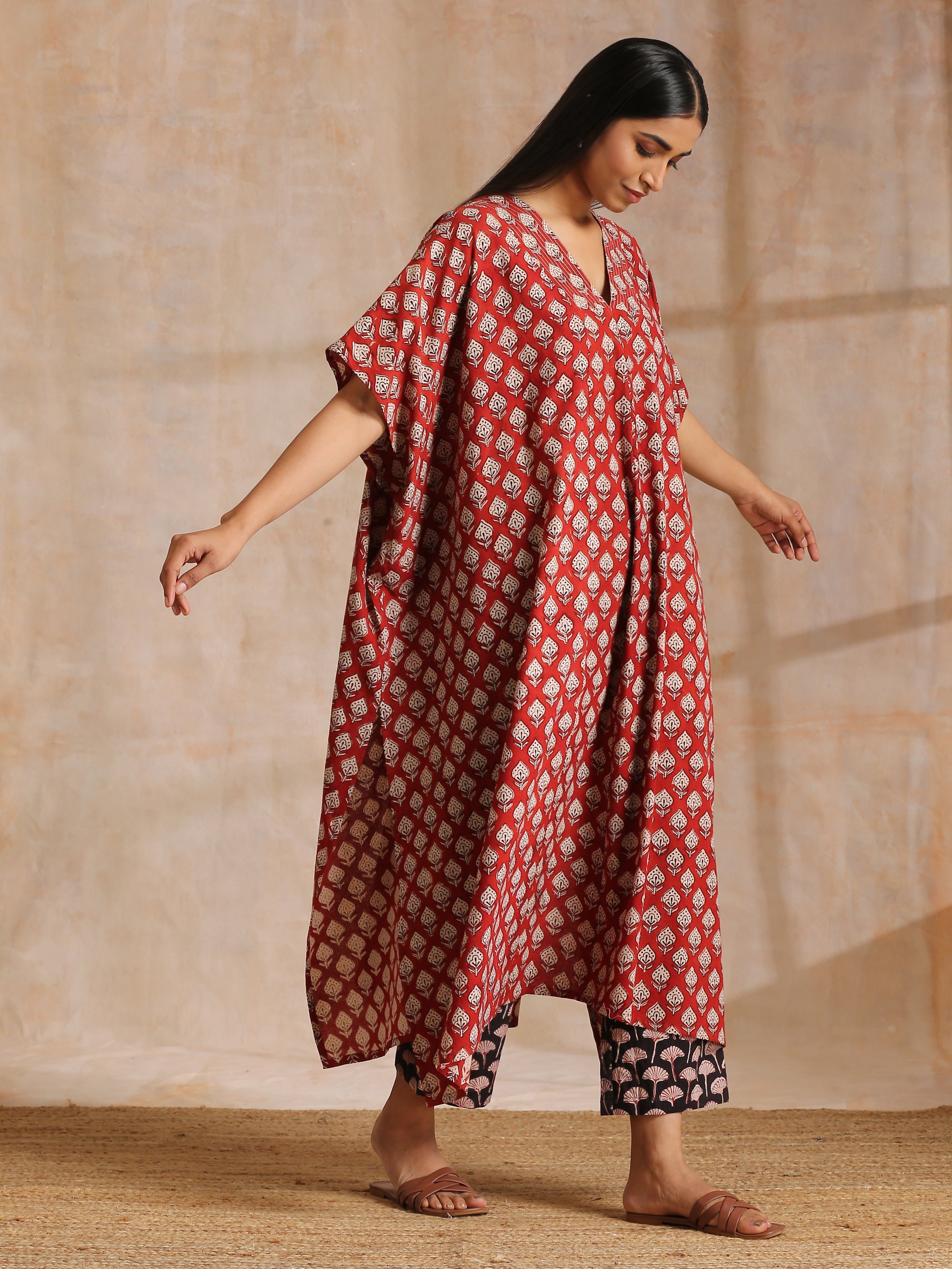 trueBrowns Rust Red Bagru Floral Print Cotton Panel Kaftan Kurta Pant Set
