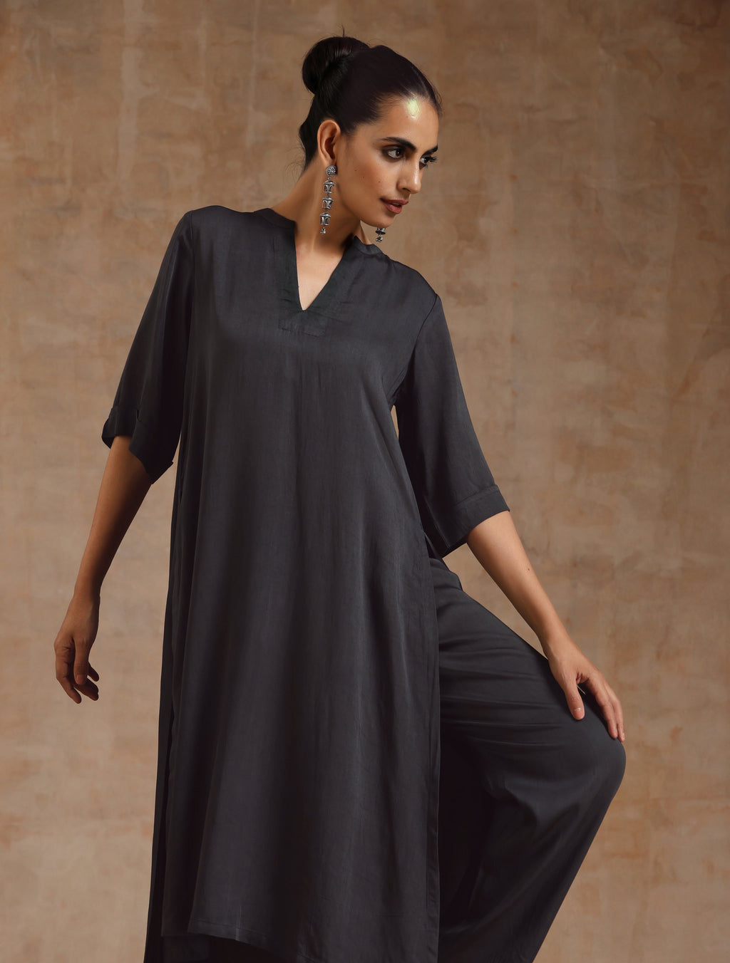 trueBrowns Grey Modal Satin High-Low Relax Kurta Set | Relove