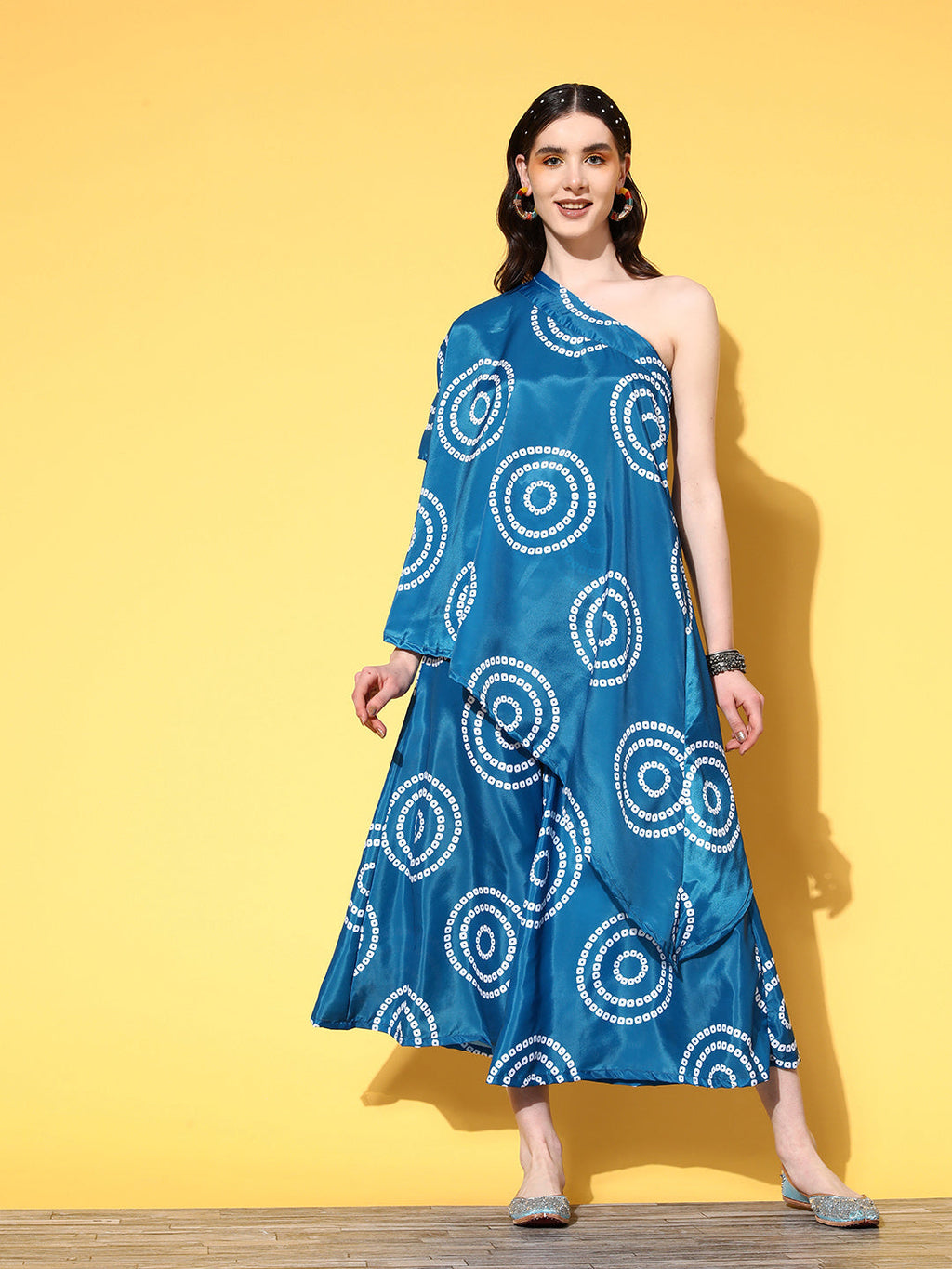 InWeave Women's Blue Bandhani Motif One Shoulder Palazzo Set