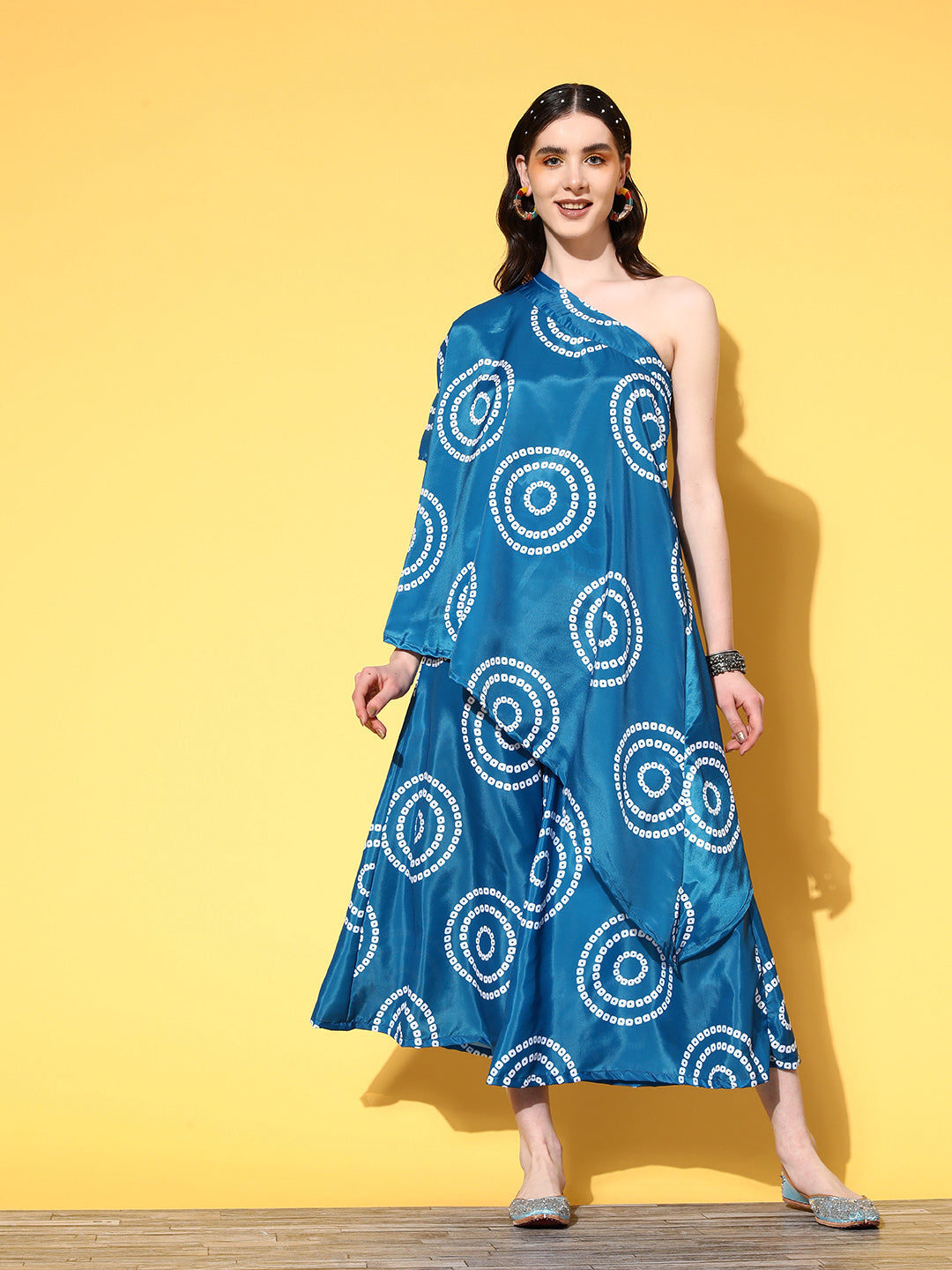 InWeave Women's Blue Bandhani Motif One Shoulder Palazzo Set