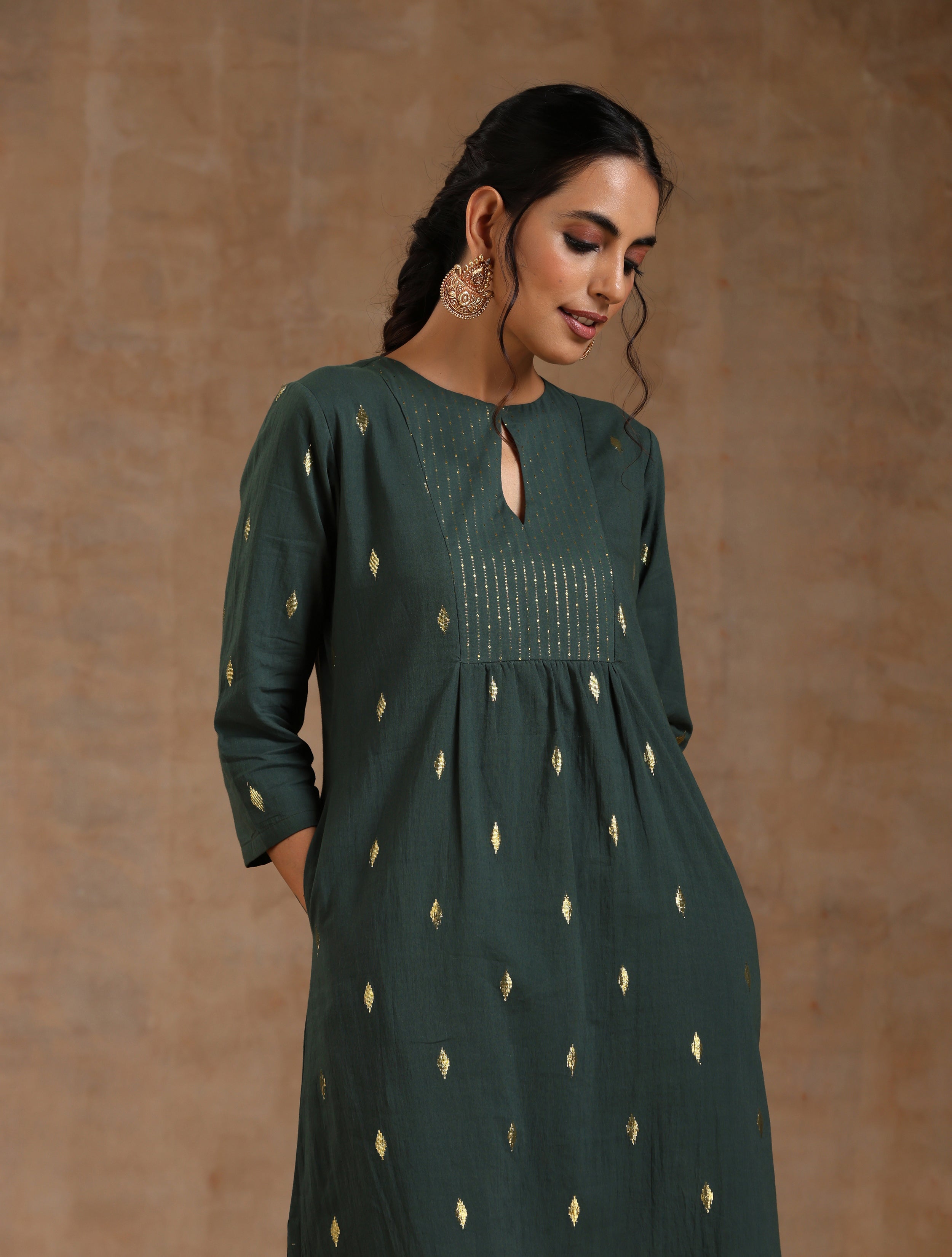 trueBrowns Dark Green Gold Cotton Yoke Kurta Set