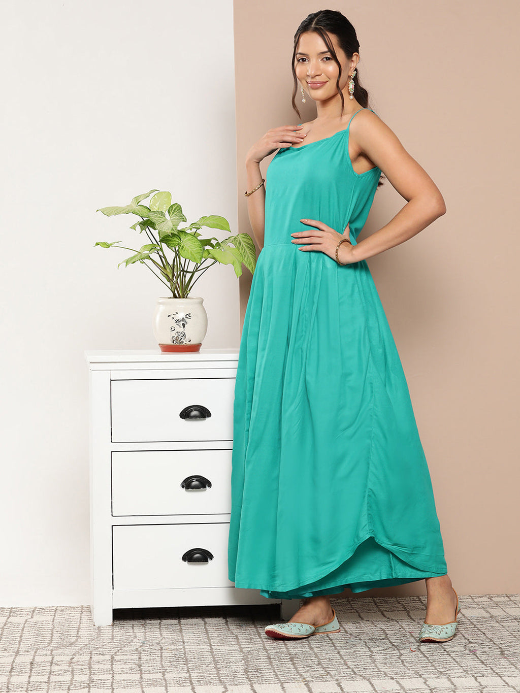 InWeave Women's Teal Blue Strappy Set With Blue Yellow Floral Cape