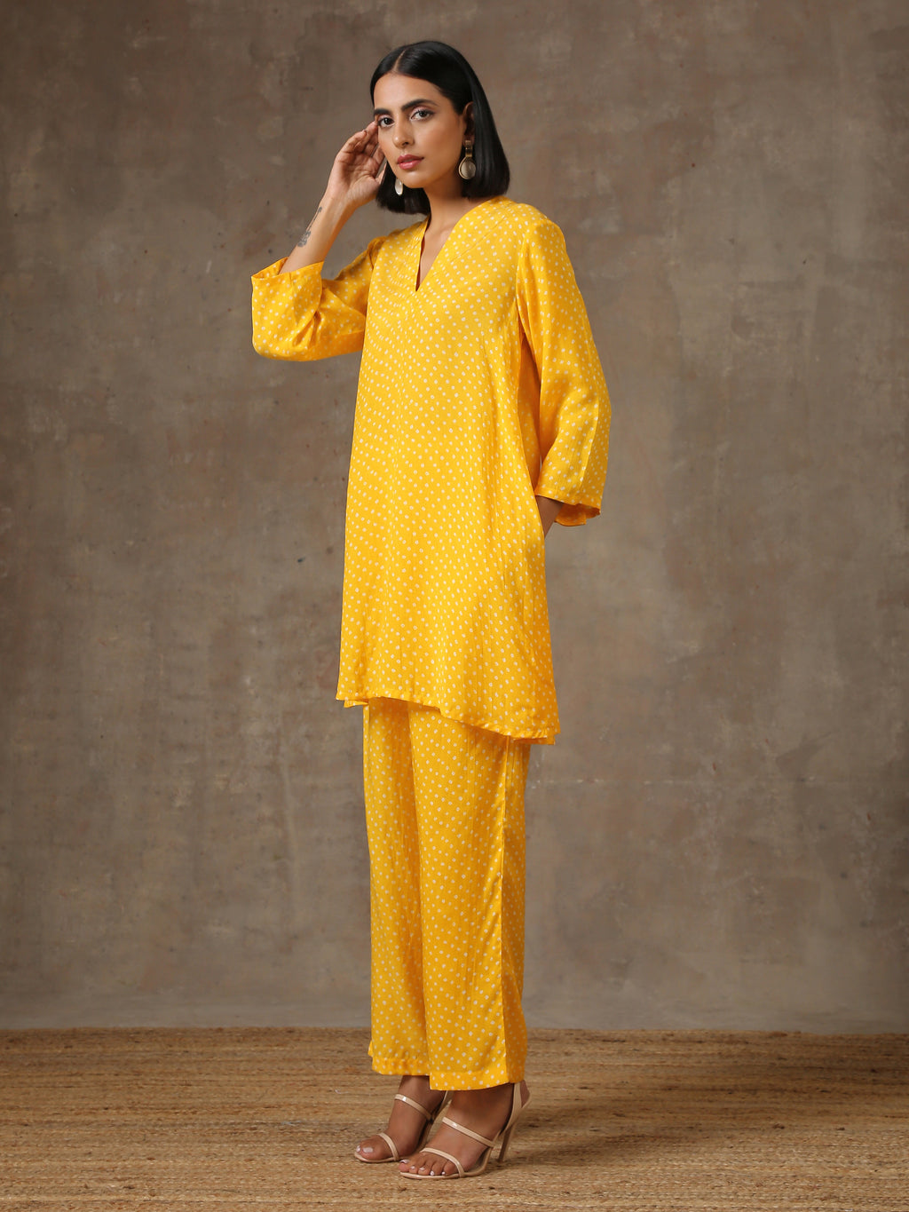 trueBrowns Yellow Bandhani Flare Printed Silk Co-Ord Set | Relove