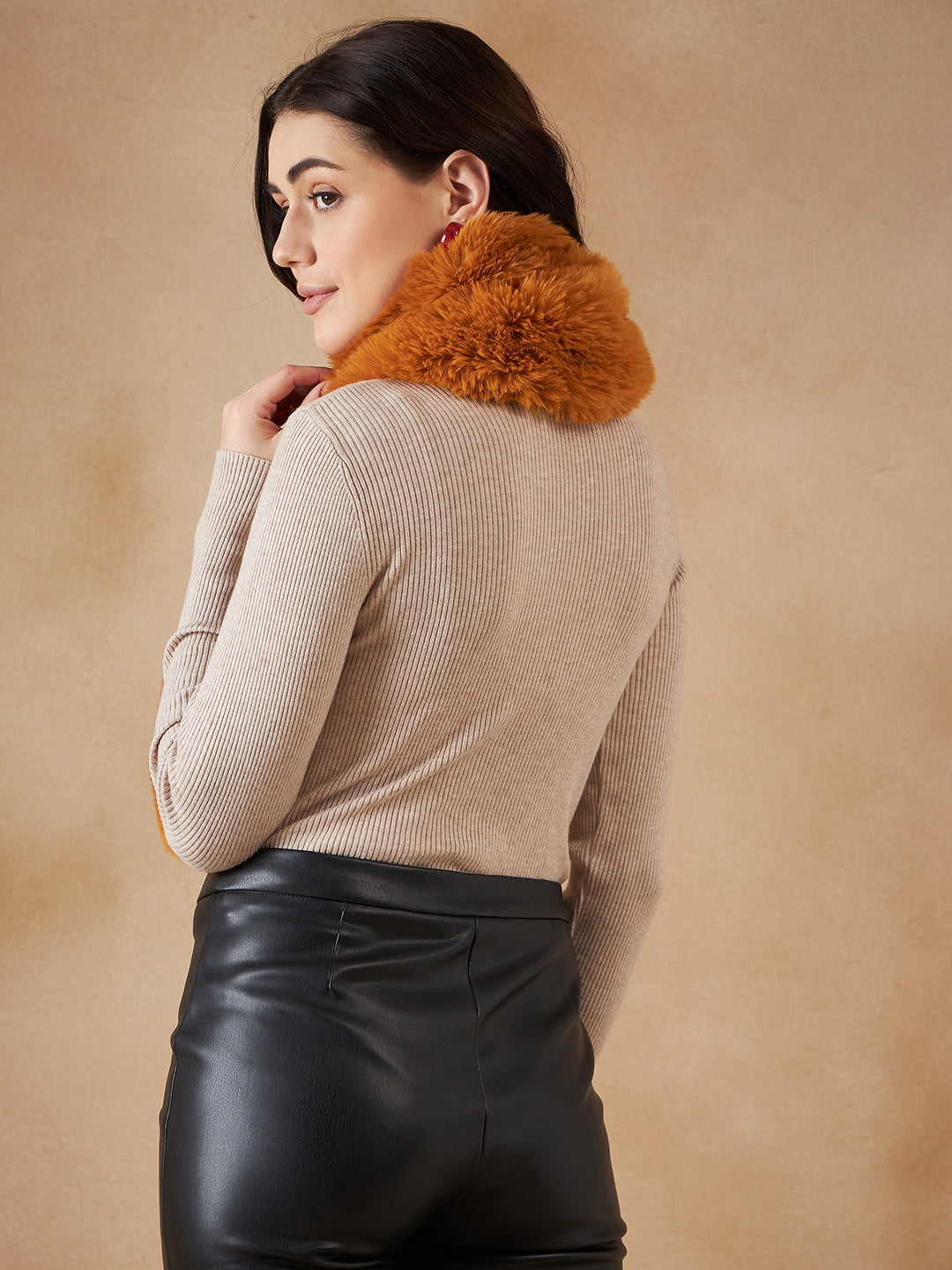 InWeave Women's Carrot Orange Faux Fur Neck Warmer