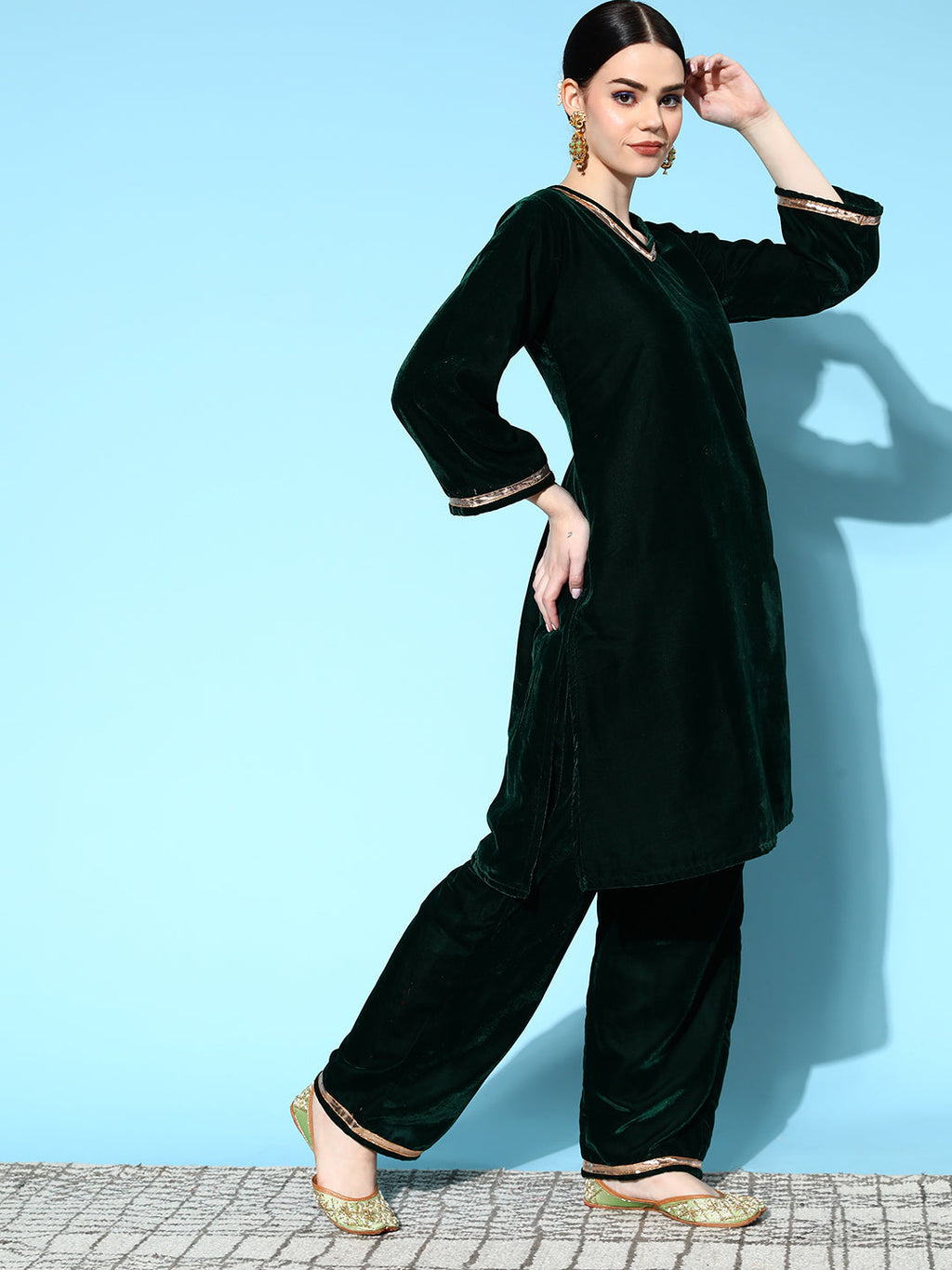 InWeave Women's Green Velvet Kurta Set With Teal Gold Check Dupatta