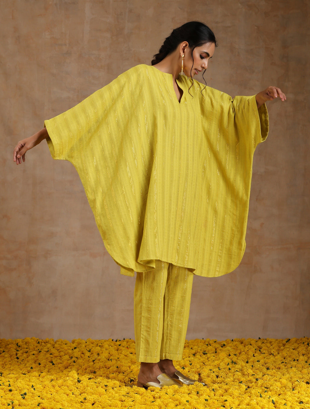 trueBrowns Lime Gold Cotton Oversized Round Co-Ord Set