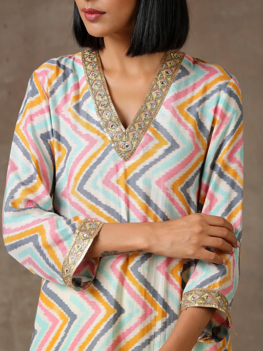 trueBrowns Multicolour Lehariya Printed Silk Kurta Pant Set