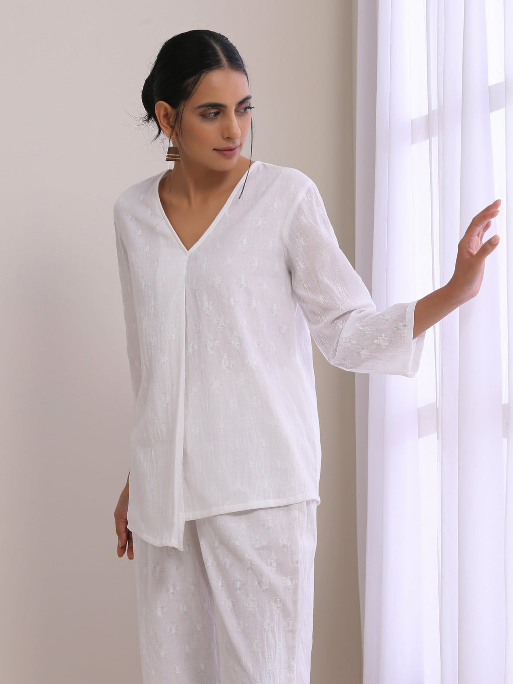 trueBrowns White Dobby Short Asymmetric Co-Ord Set