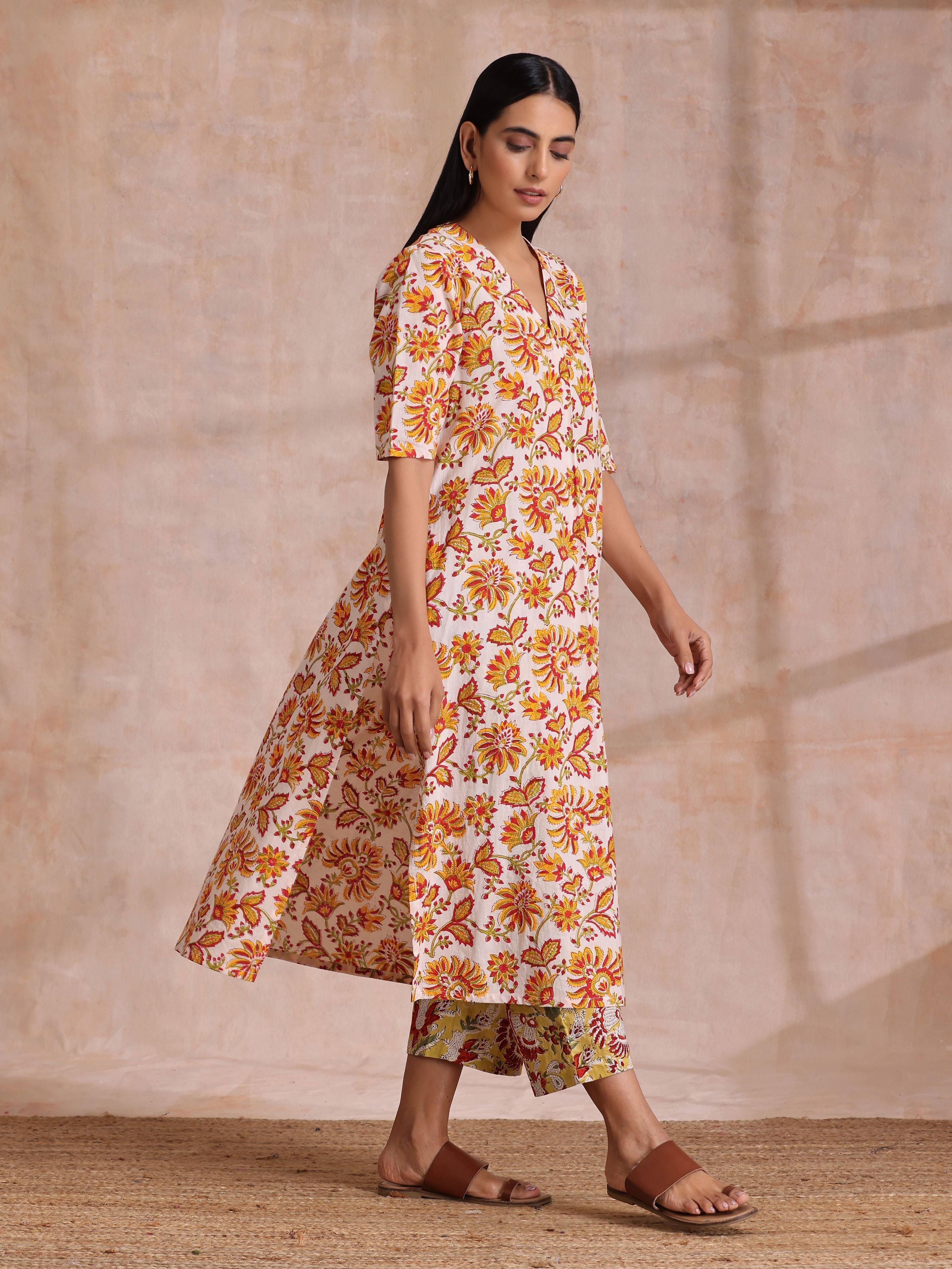 trueBrowns Red Overall Floral On White Cotton Block Print Kurta Pant Set