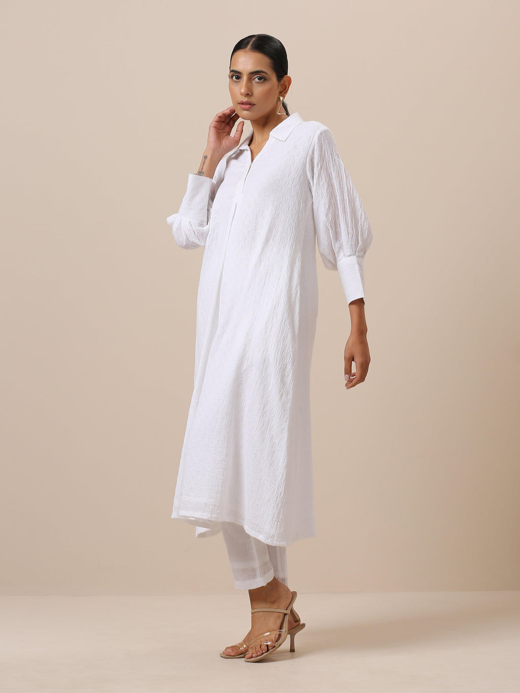 trueBrowns Cotton White Weave Collar Kurta Pant Set | Relove