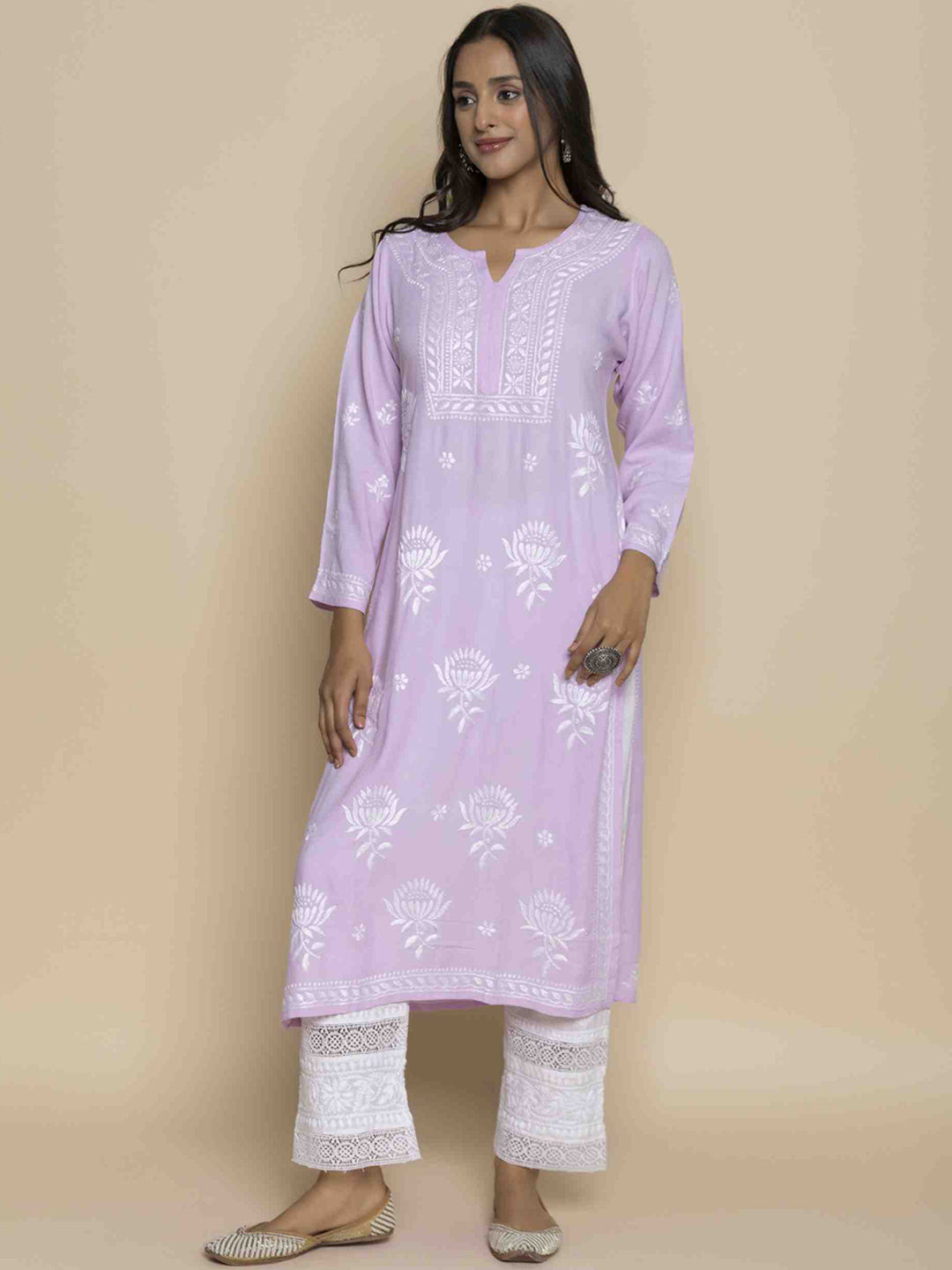 HOUSE OF KARI Floral Embroidered Chikankari Straight Kurta