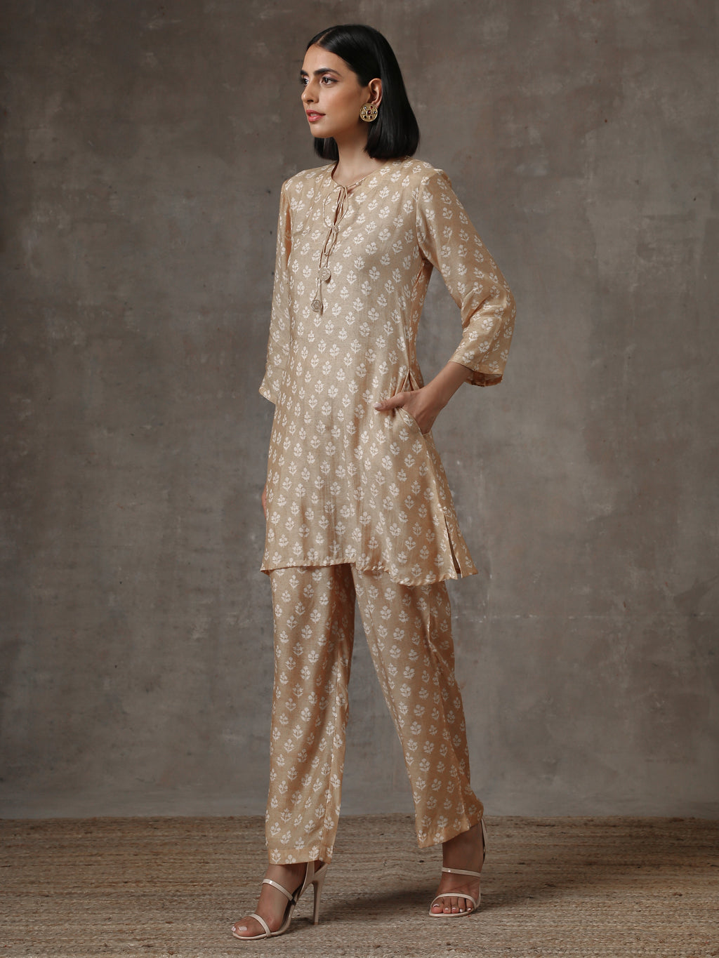 trueBrowns Beige White Printed Silk Co-Ord Set