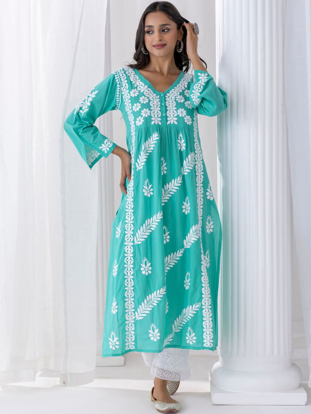 HOUSE OF KARI Floral Embroidered Chikankari Cotton A-Line Kurta