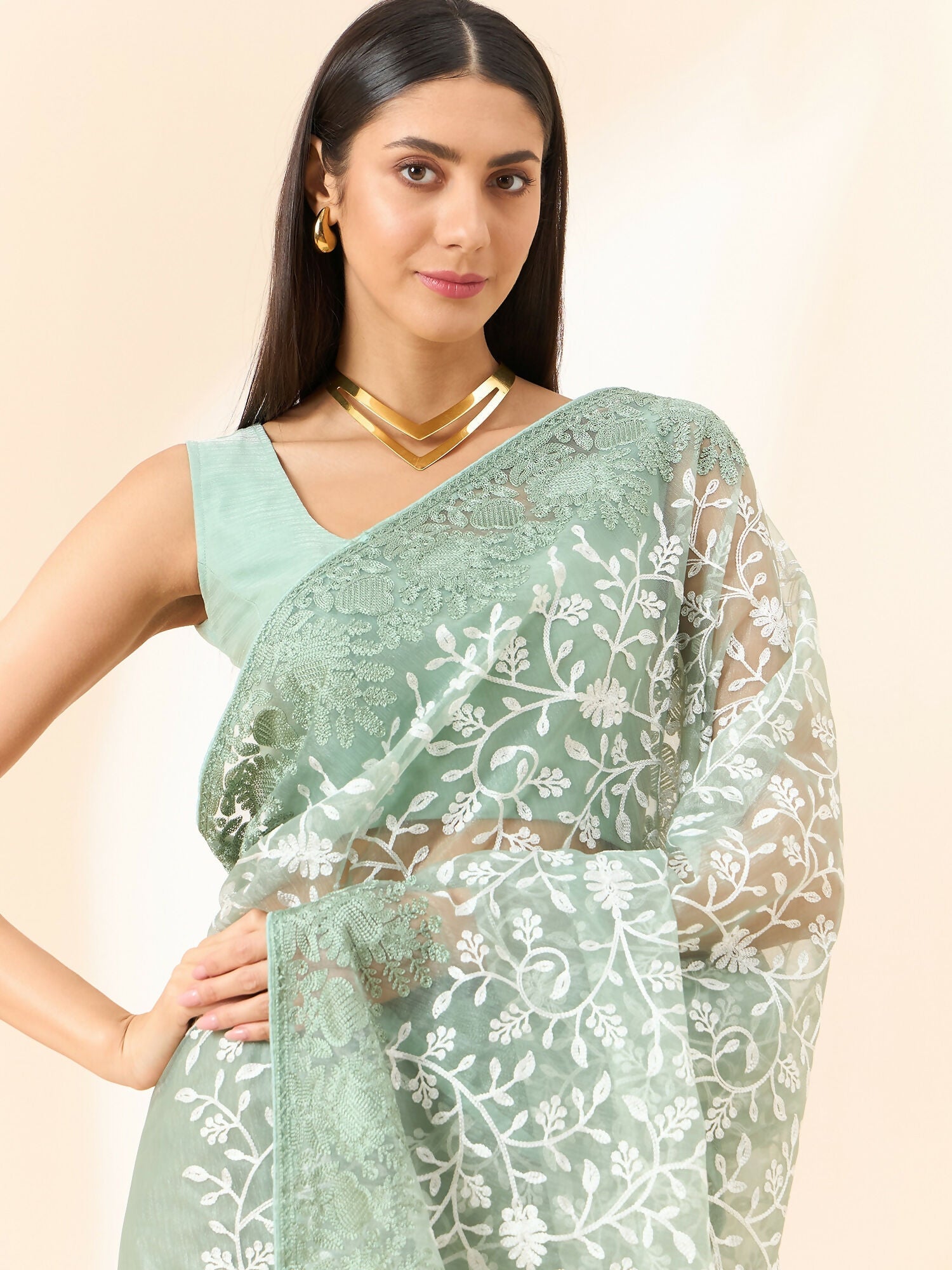 Green Organza Floral Embroidered Saree with Unstitched Blouse Piece - Roozal