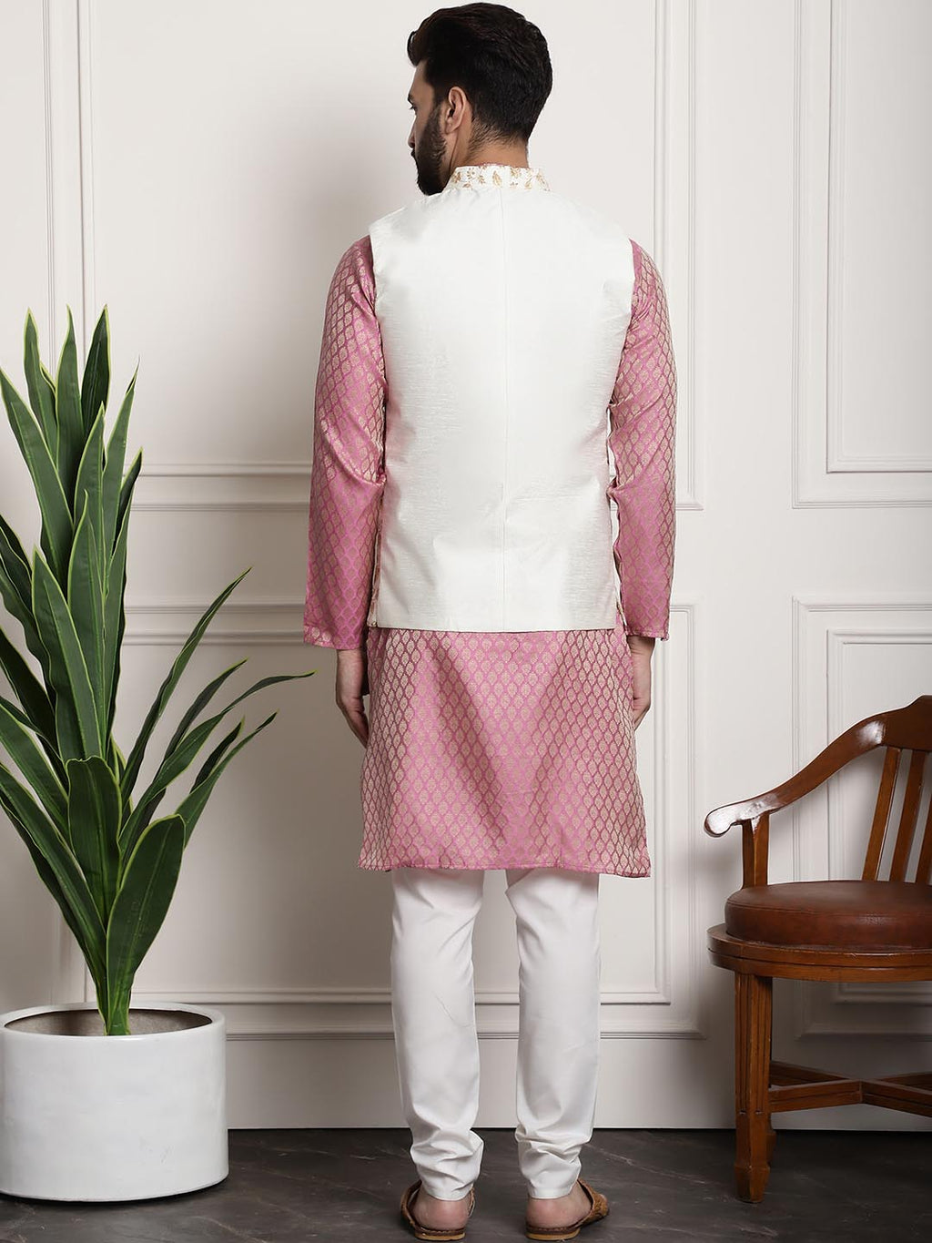 Sojanya Ethnic Motifs Regular Kurta With Churidar & With Nehru Jacket