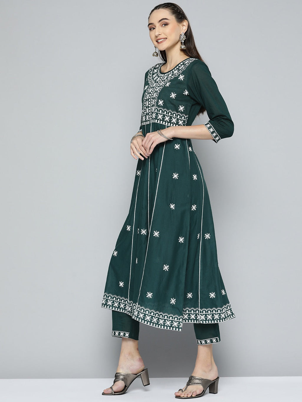 HERE&NOW Women Green & White Ethnic Motifs Embroidered Kurta with Trousers & With Dupatta