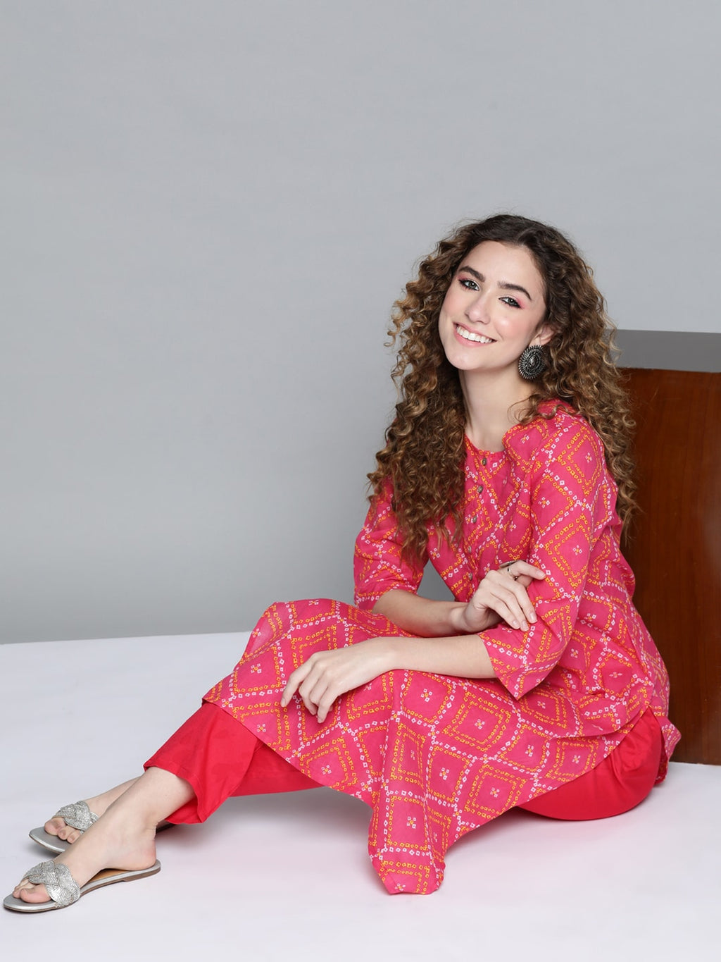 HERE&NOW Women Pink & White Bandhani Printed Kurta