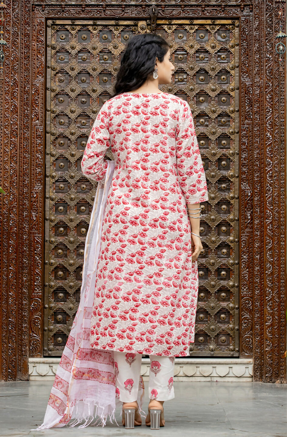 Kaajh Women's Pink Floral Cotton Handblock Salwar Suit Set