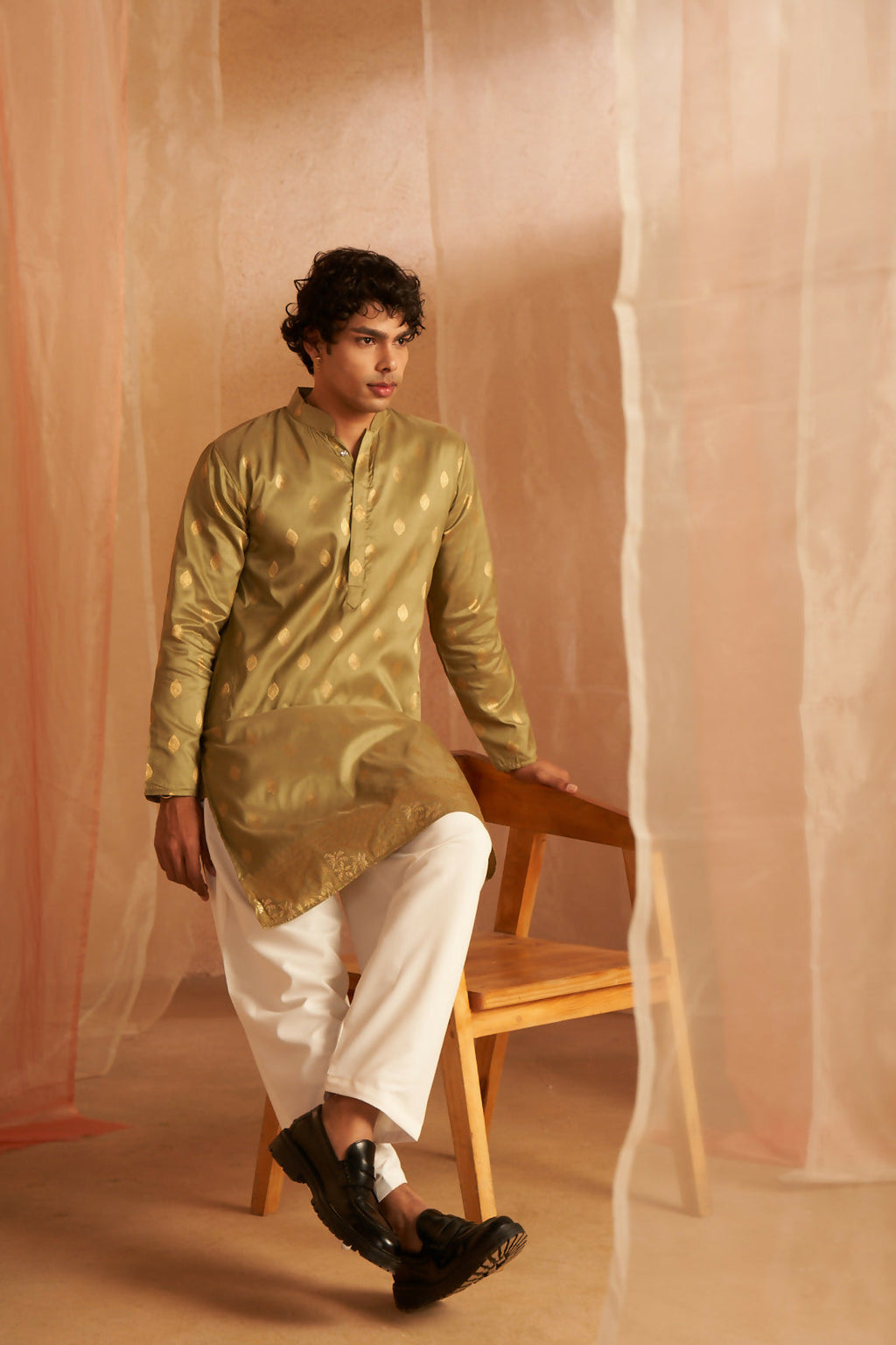 Green Viscose Wevon Designer Men's Kurta Set - Mahotsav