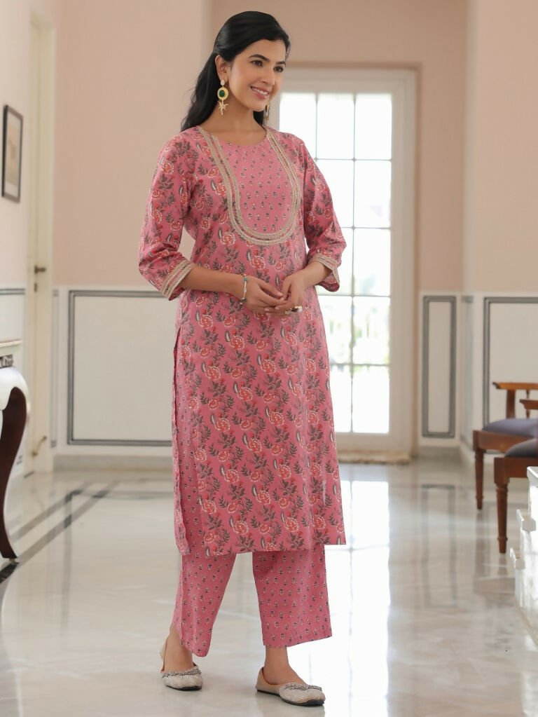 Aramya Straight Soft Cotton Floral Print Women's Kurta Set - Pink