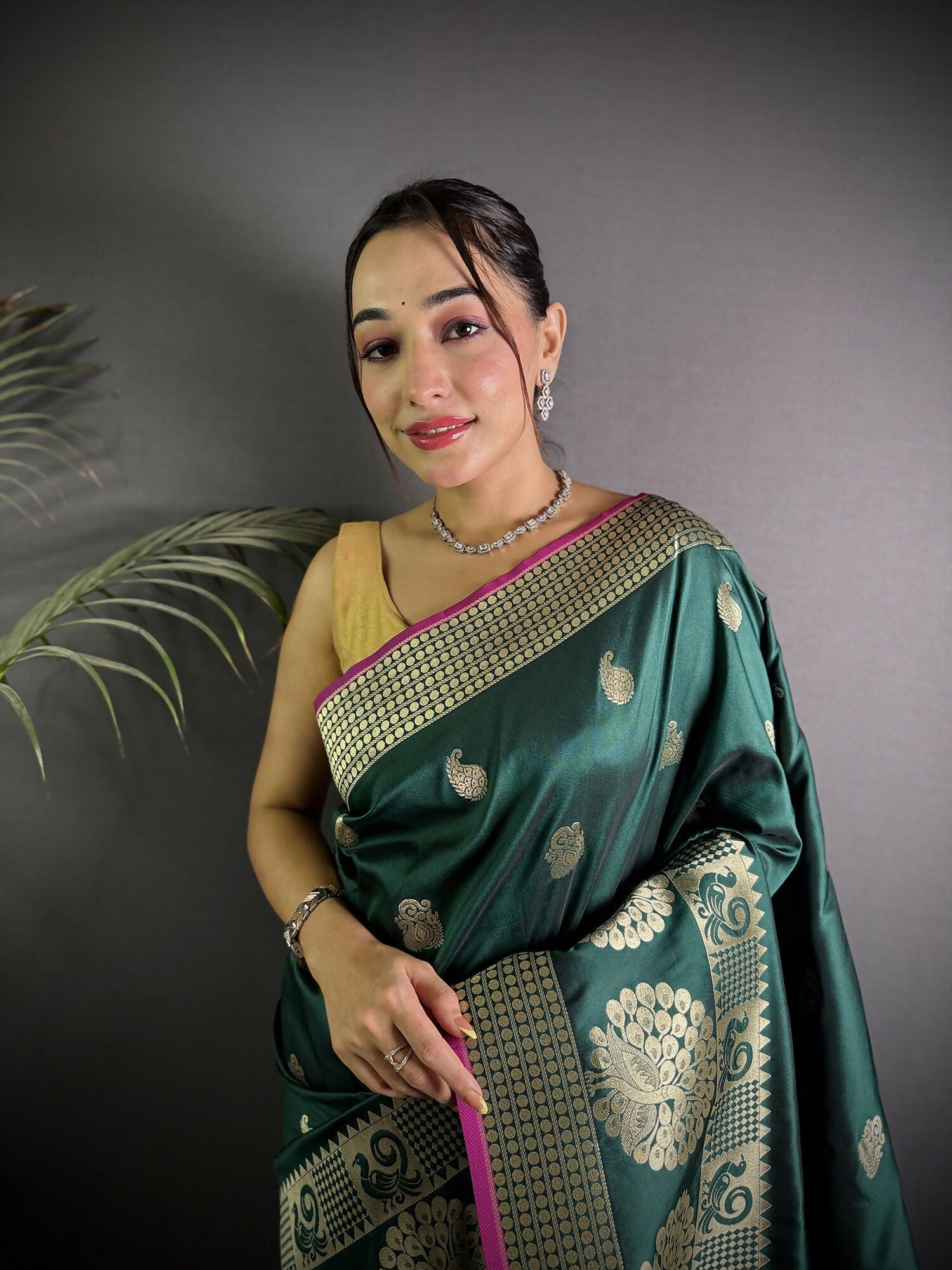 Joban Fashion Dark Green Banarasi Soft Lichi Silk Paisley Saree
