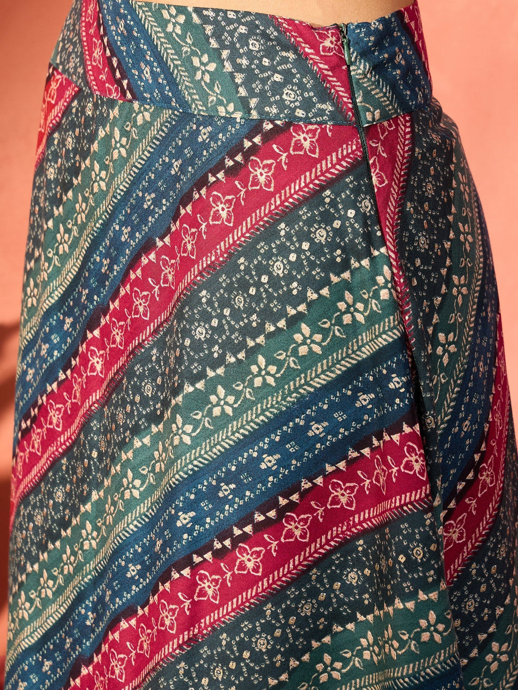 InWeave Teal Hunter Batik Floral Foil Waist Tie-Up Co Ord Set
