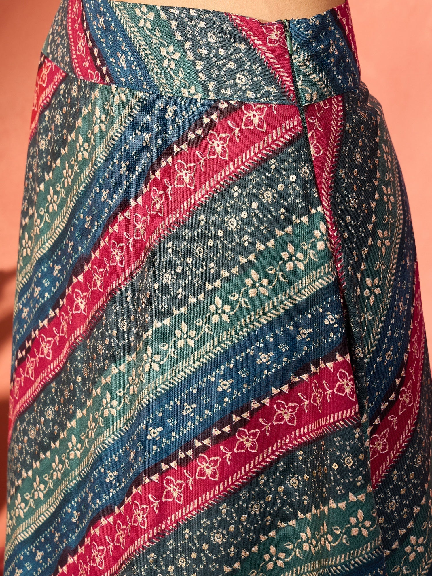 InWeave Teal Hunter Batik Floral Foil Waist Tie-Up Co Ord Set