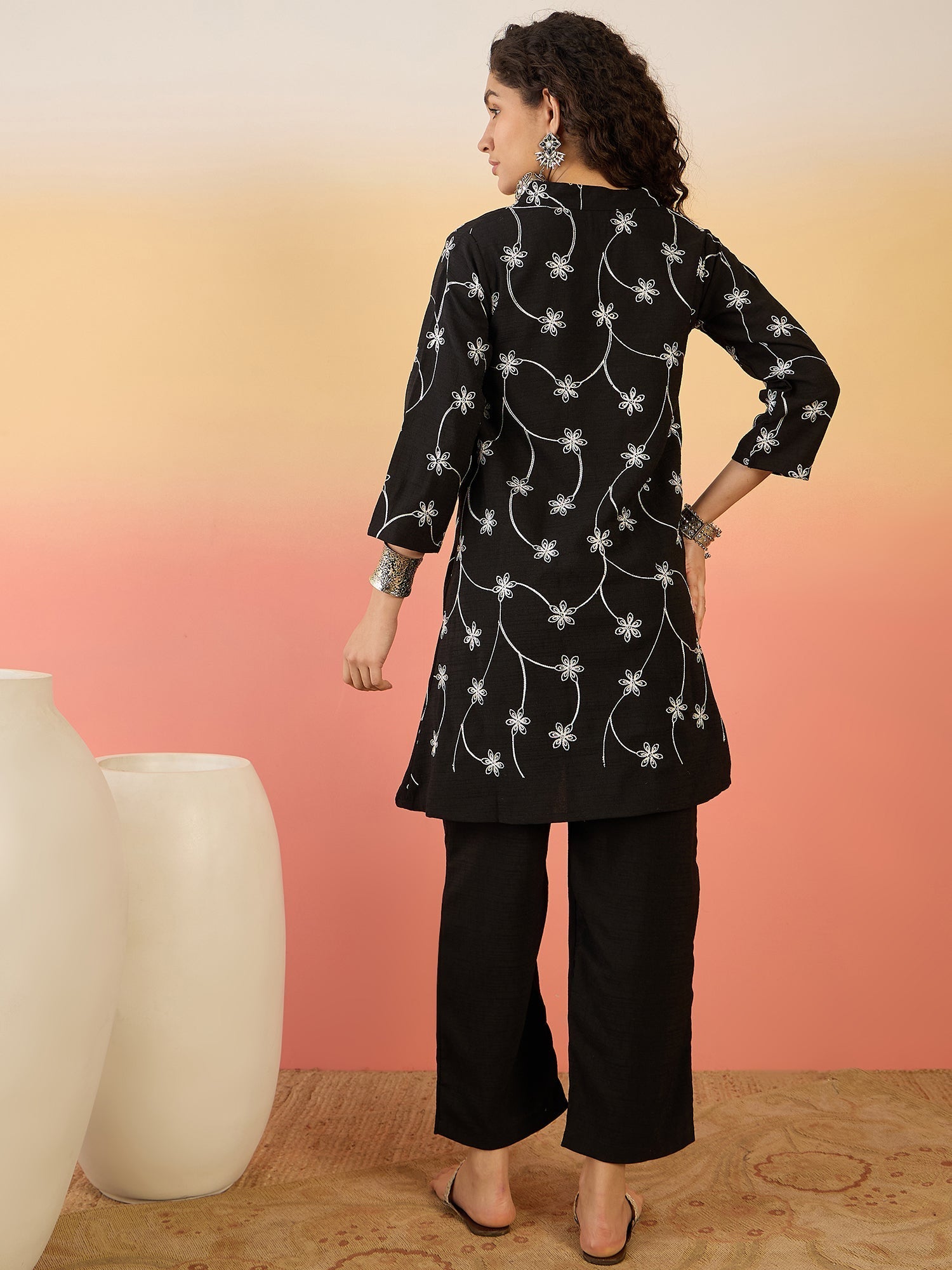 InWeave Black Embroidery Mandarin Black Set