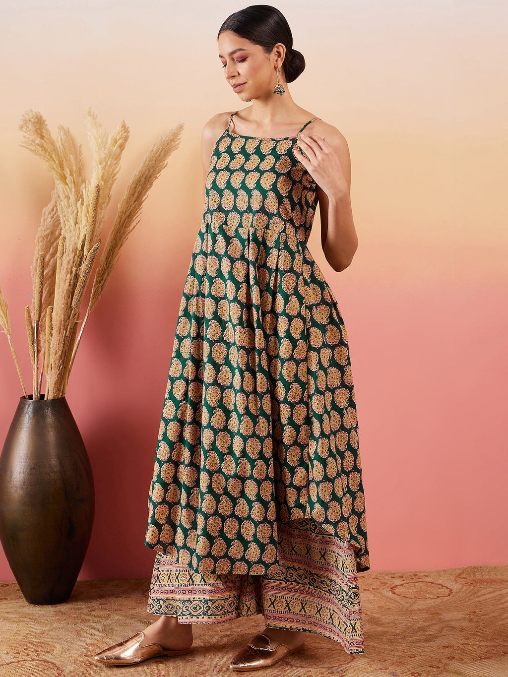 InWeave Dark Green Paisley Print Strappy Printed Palazzo Set