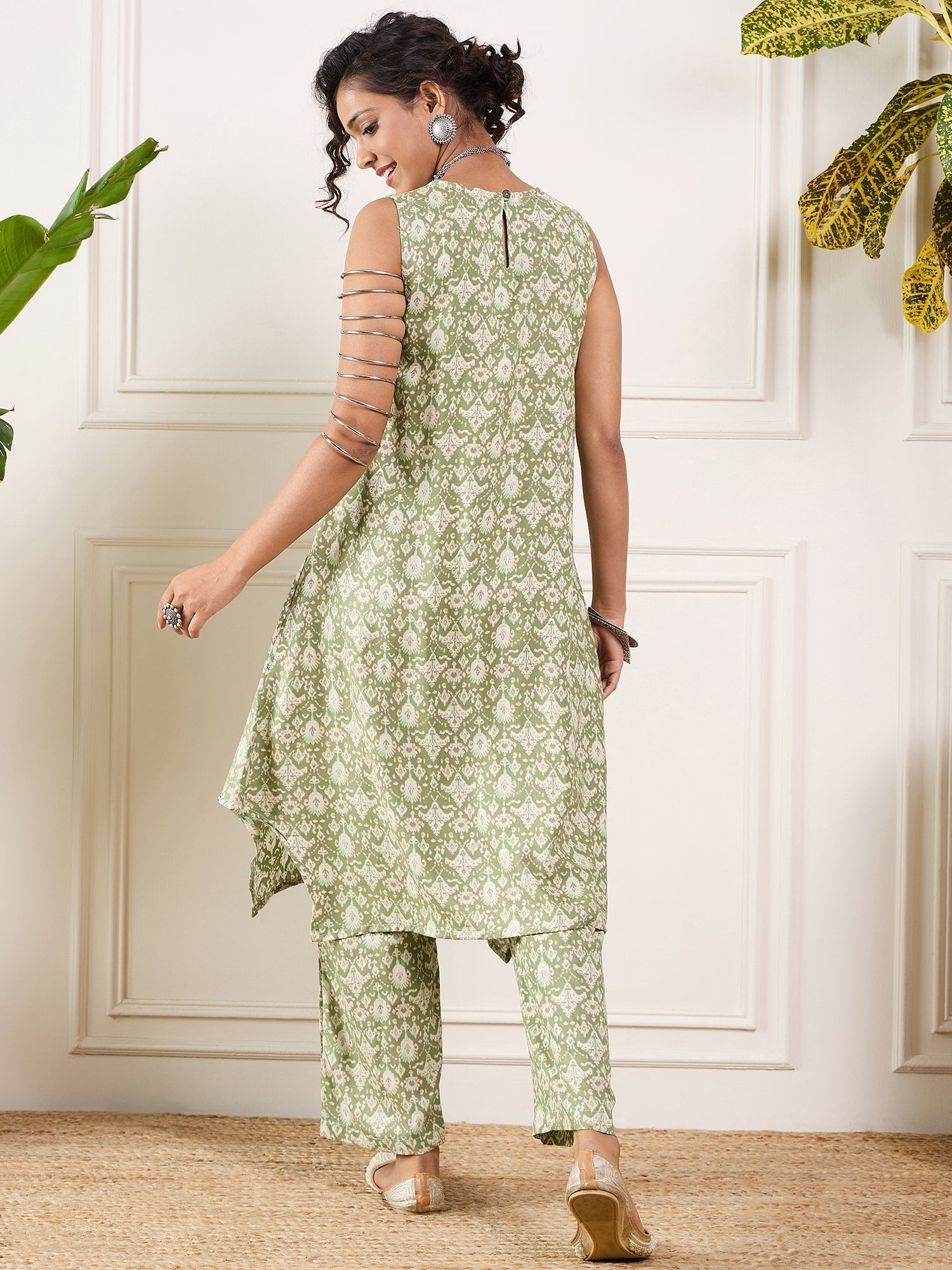 InWeave Apple Green Ikkat Print Foil Round Neck Kurta Pant Set