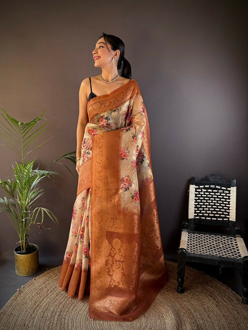 Joban Fashion Brown Floral Motifs Banarasi Silk Sarees