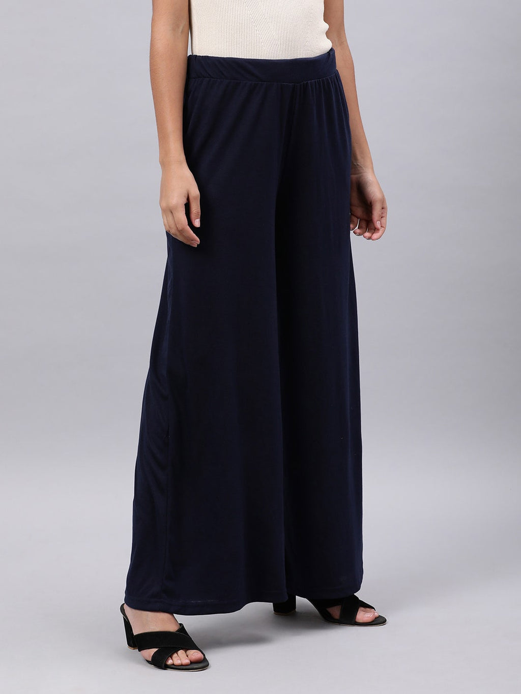 Souchii Women Blue Knitted Palazzos