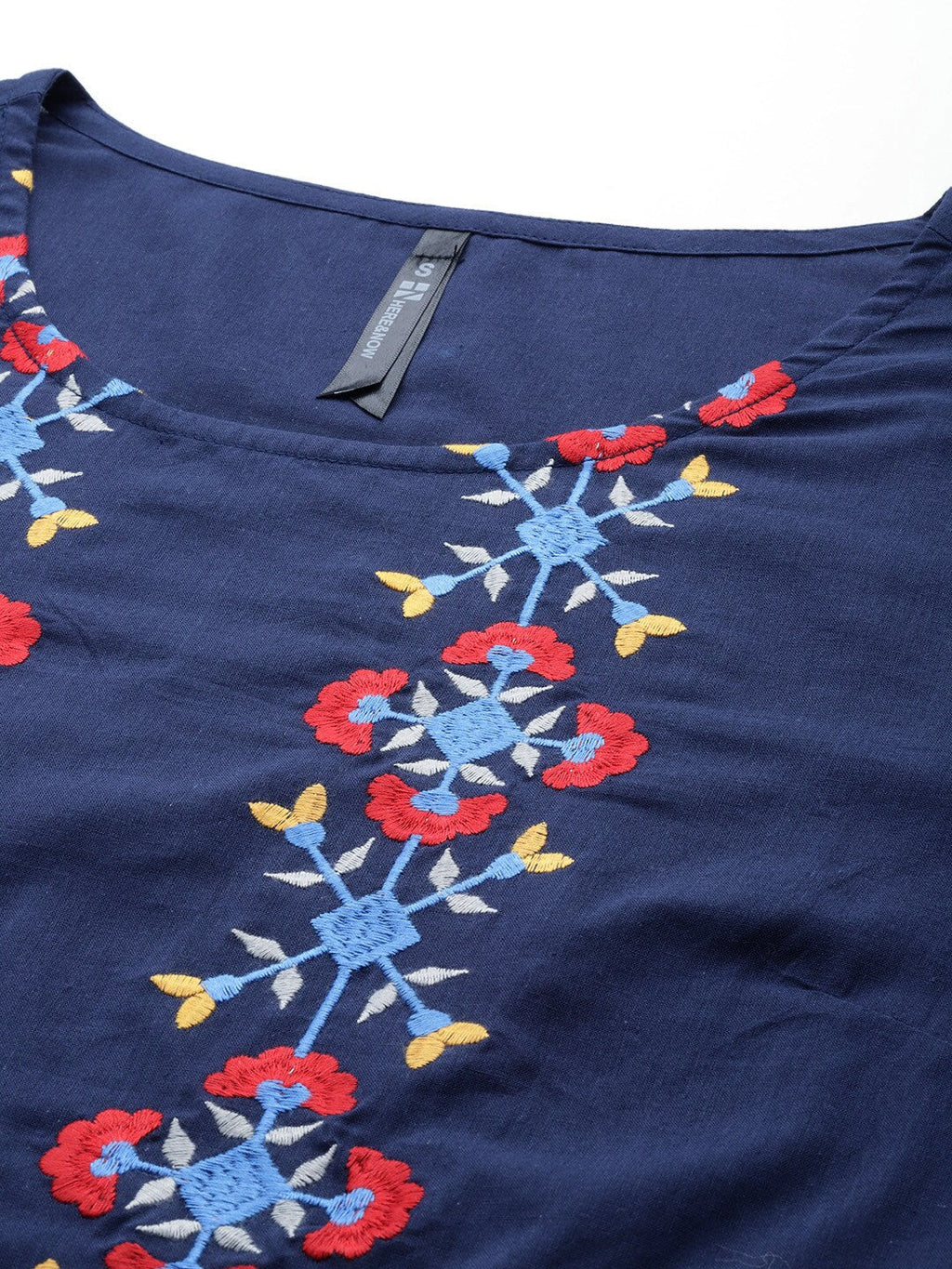 HERE&NOW Yoke Design Thread Work Cotton Kurta