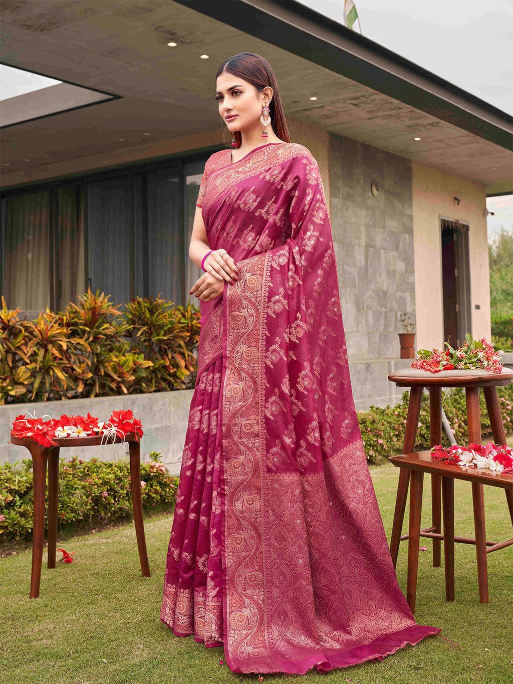 Tikhi Imli Pink Ethnic Motifs Woven Design Zari Saree