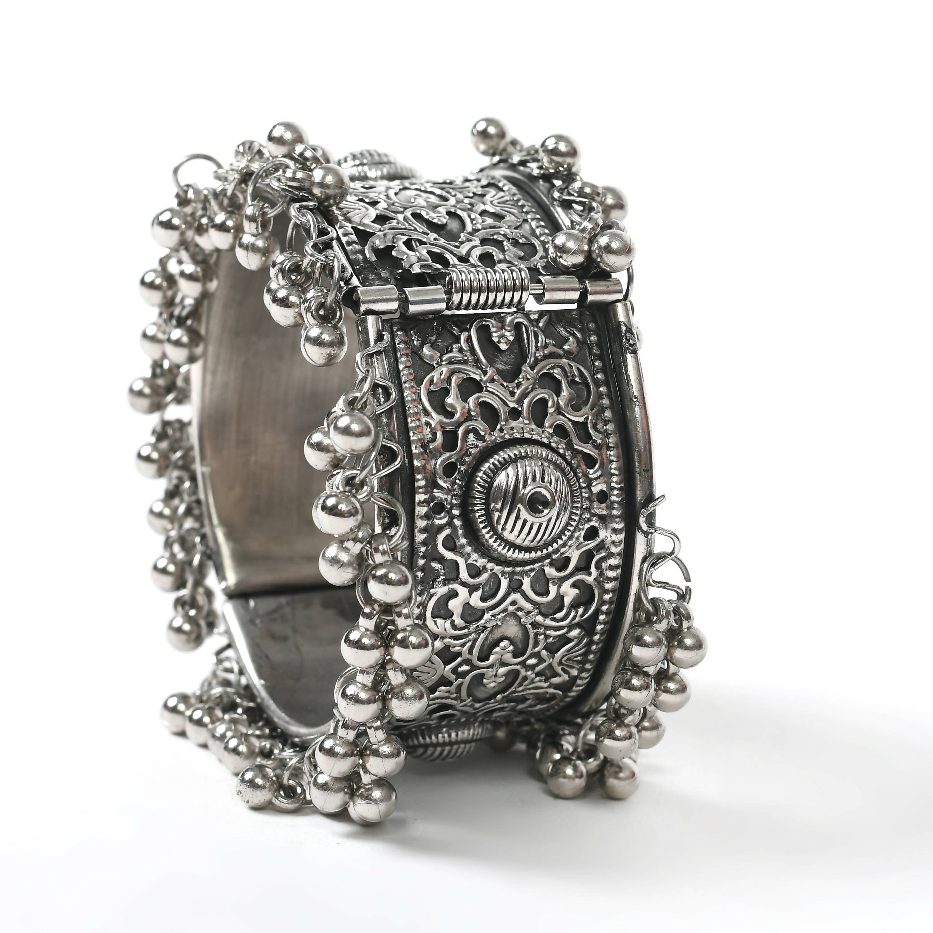 Mominos Fashion Joharkamal Oxidised Silver-Plated Ghungroo Handcraft Bracelet - Design 022