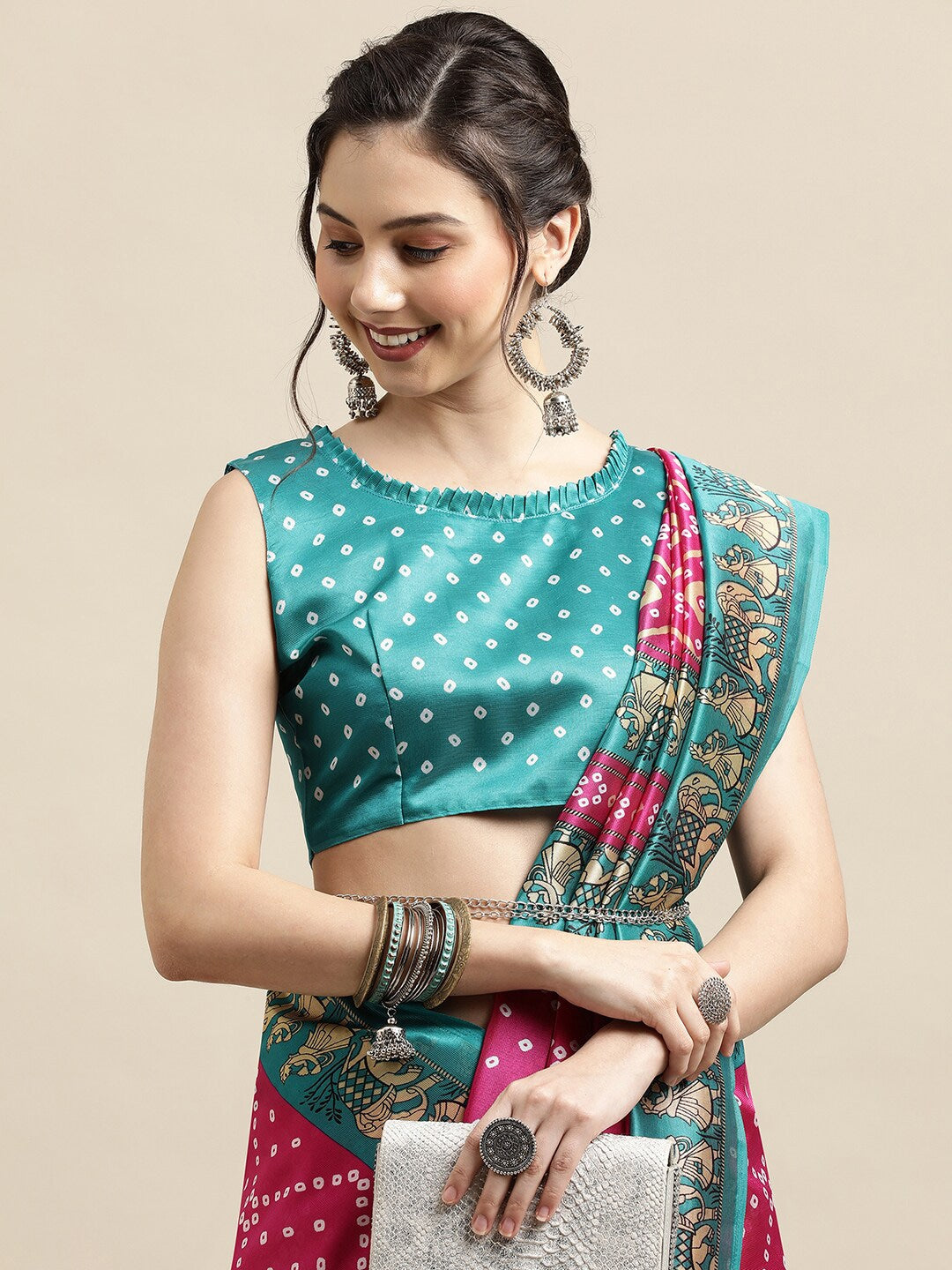 Saree Mall Pink & Teal Bandhani Printed Saree