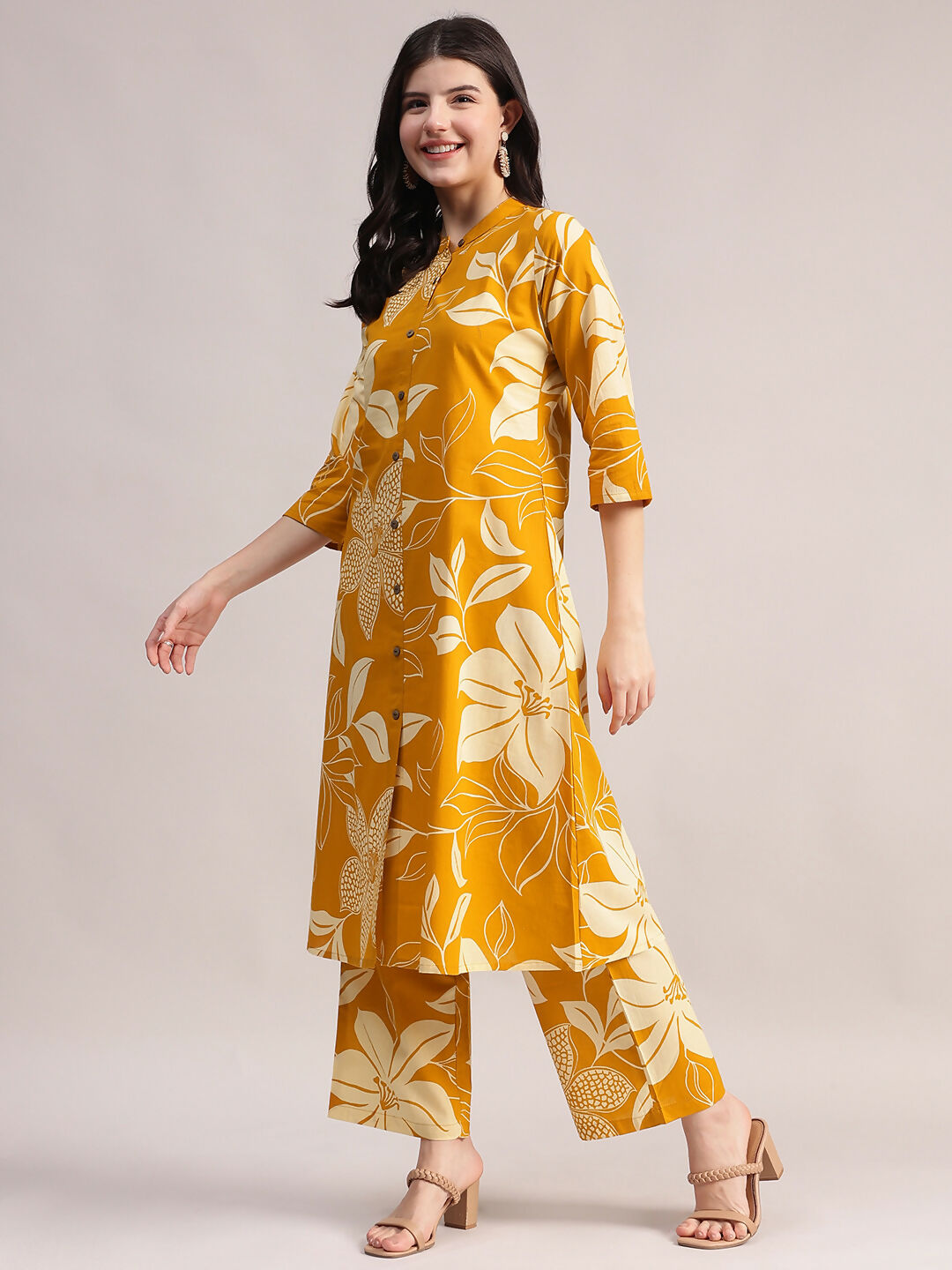 Aavyora Women's Mustard Yellow & White Floral Printed Cotton Co-Ord Set